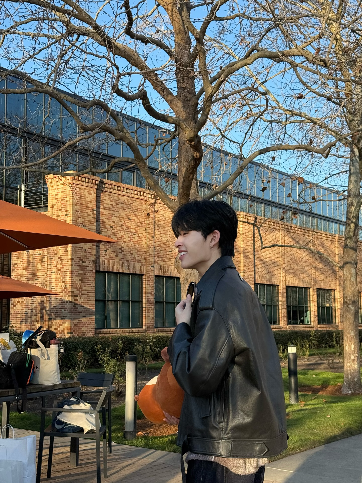 ปอนด์ - ณราวิชญ์ เลิศรัตน์โกสุมภ์