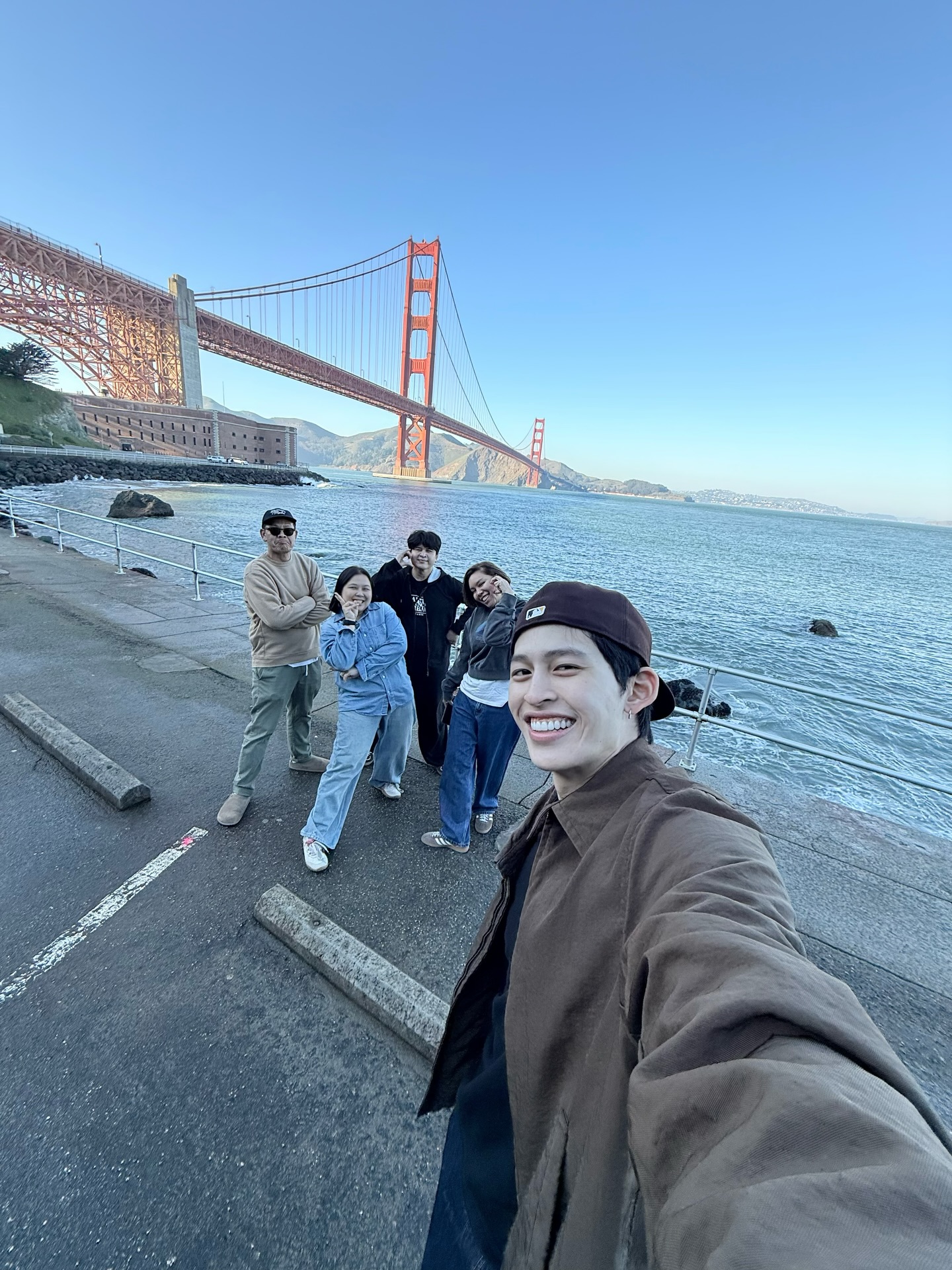 ปอนด์ - ณราวิชญ์ เลิศรัตน์โกสุมภ์