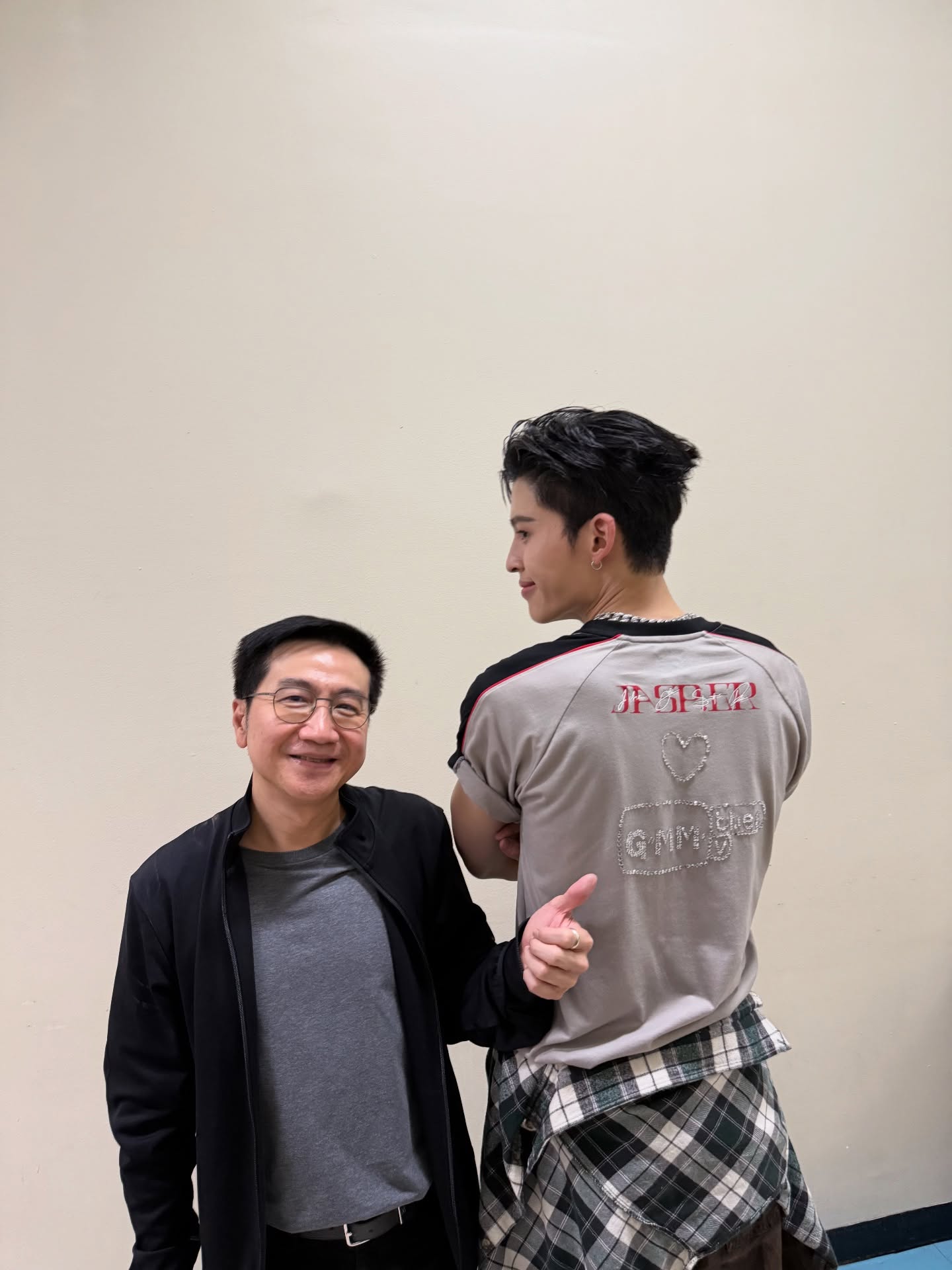 ปอนด์ - ณราวิชญ์ เลิศรัตน์โกสุมภ์