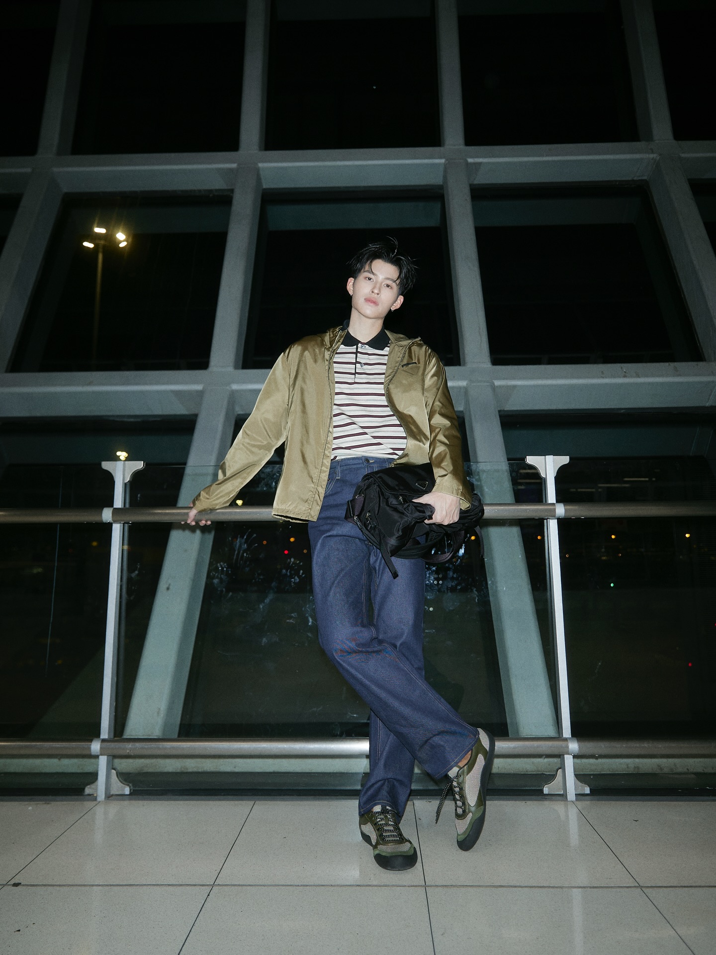 ปอนด์ - ณราวิชญ์ เลิศรัตน์โกสุมภ์