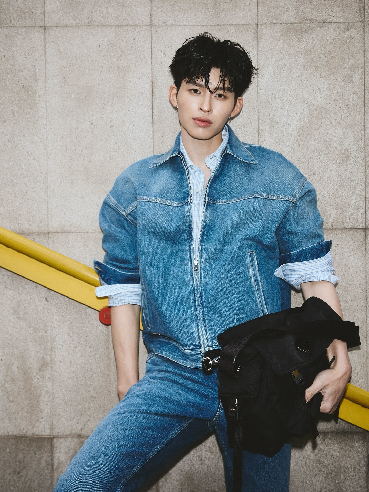 ปอนด์ - ณราวิชญ์ เลิศรัตน์โกสุมภ์