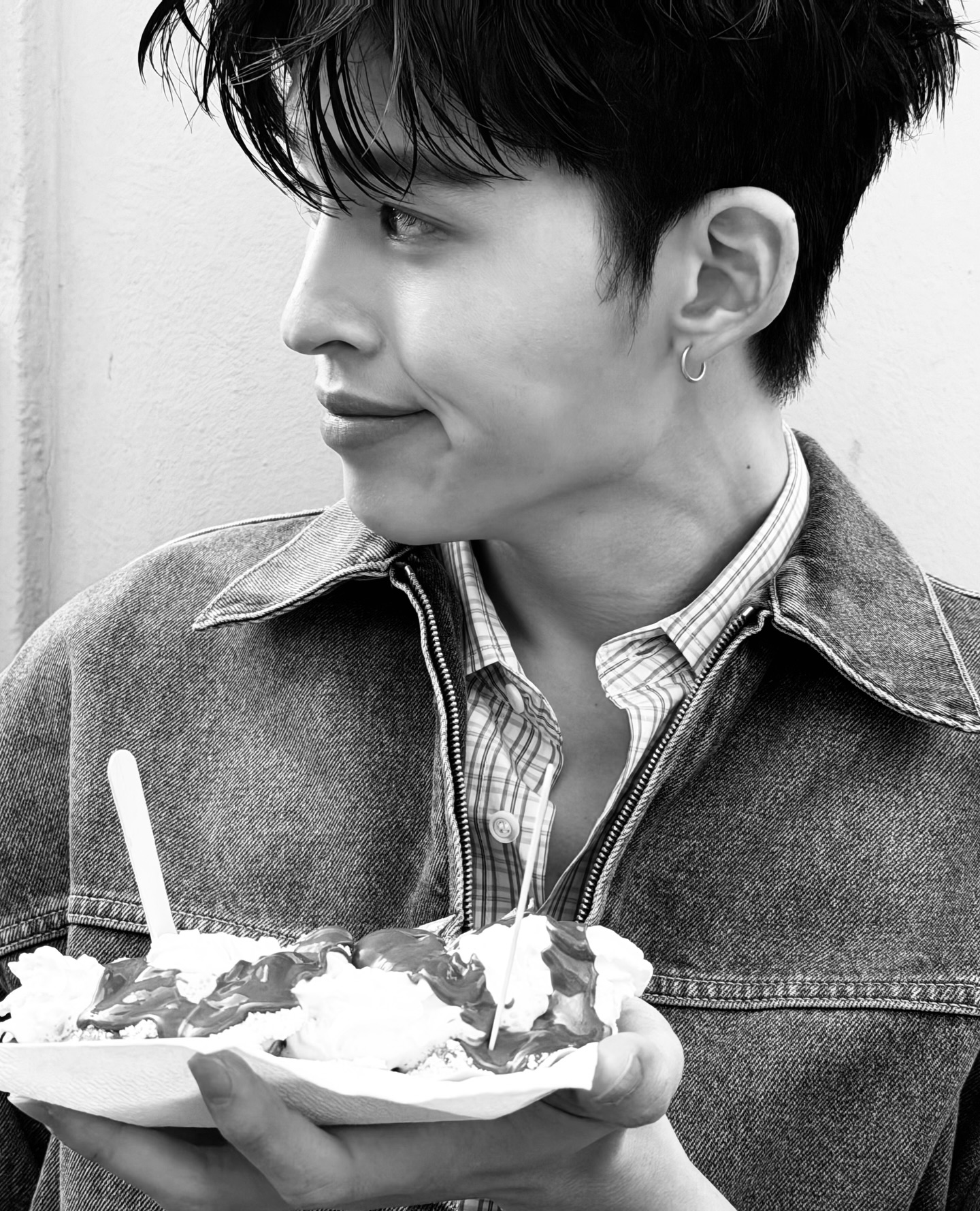 ปอนด์ - ณราวิชญ์ เลิศรัตน์โกสุมภ์