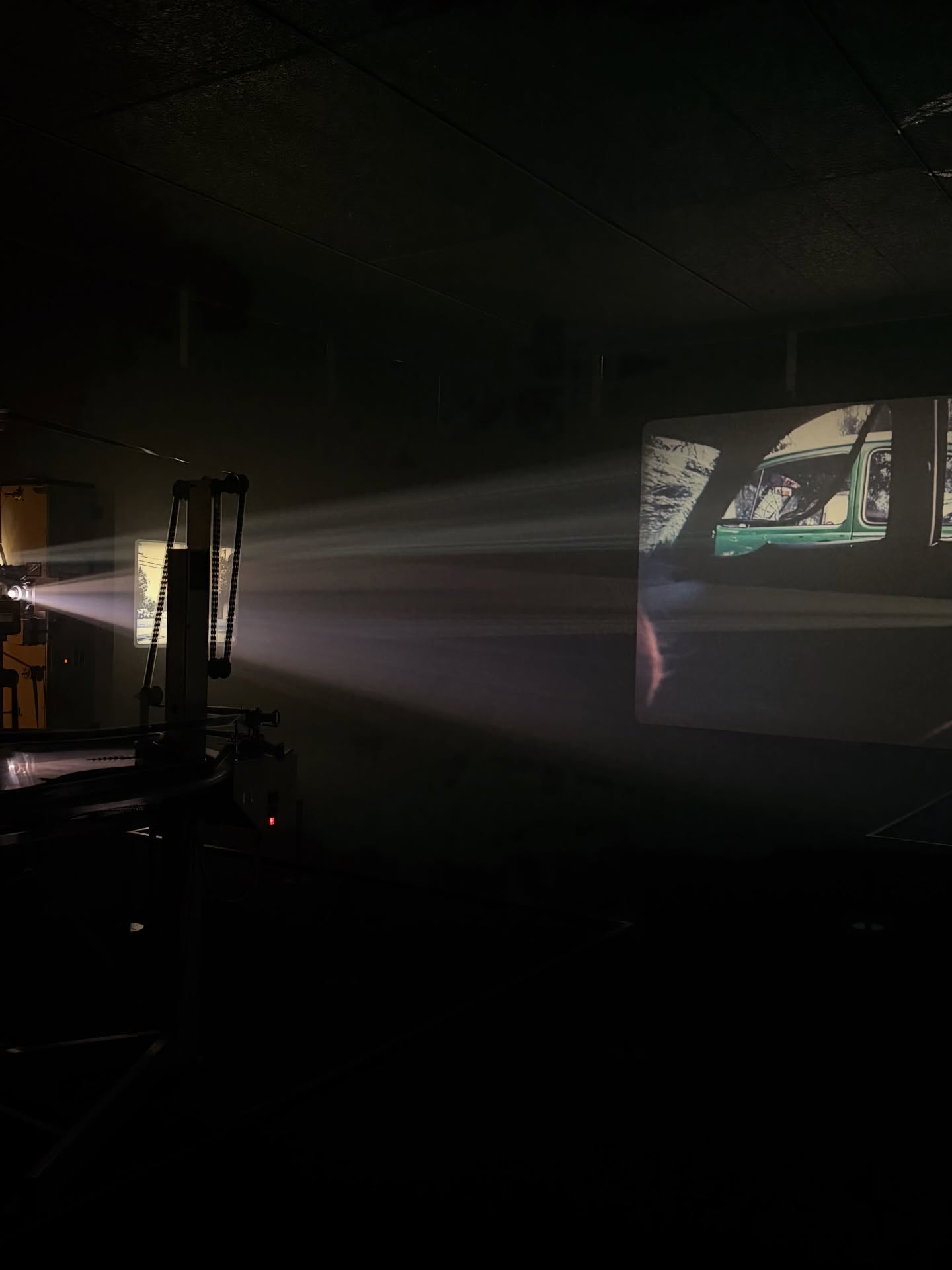 ปอนด์ - ณราวิชญ์ เลิศรัตน์โกสุมภ์