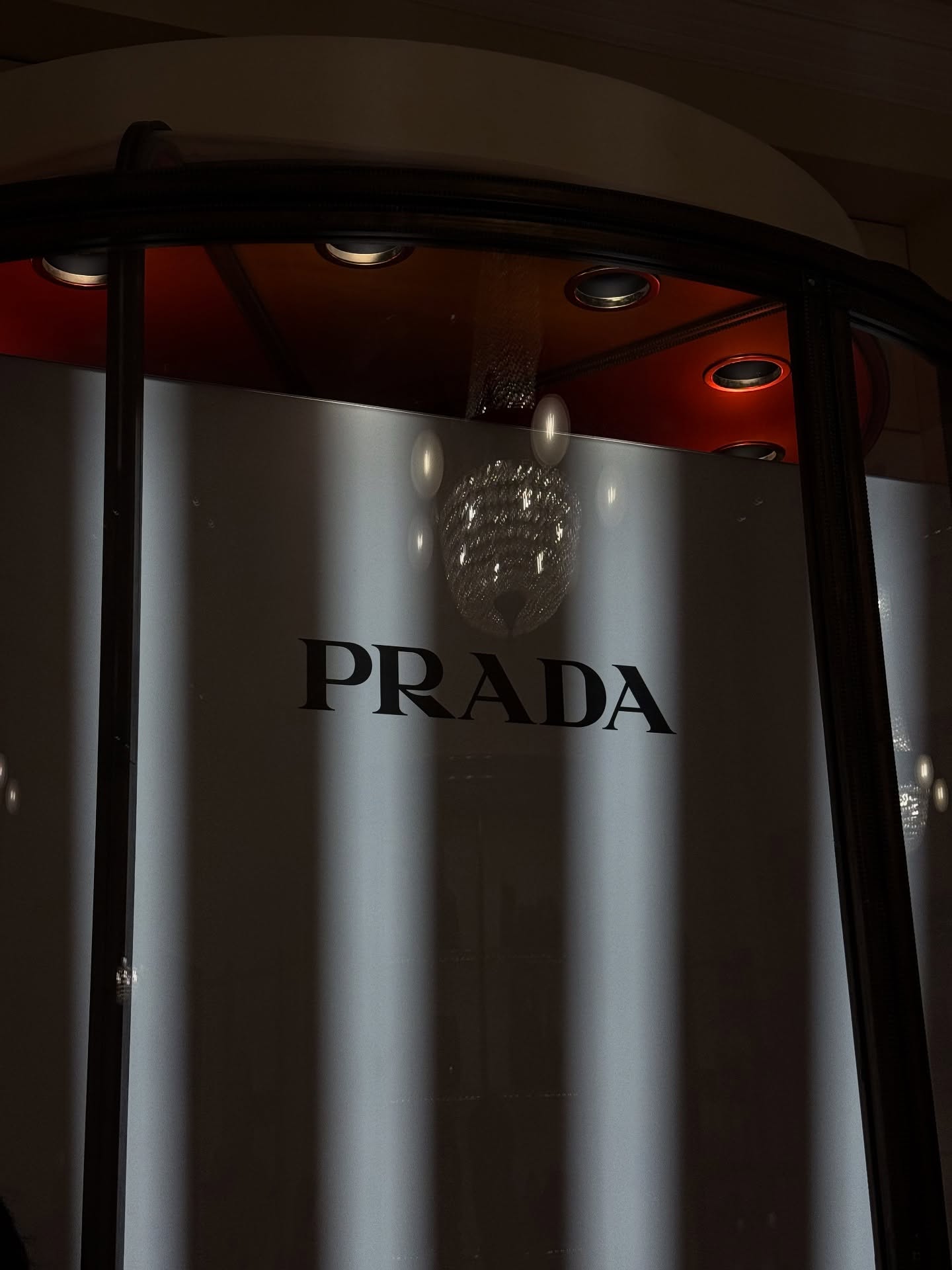 ปอนด์ - ณราวิชญ์ เลิศรัตน์โกสุมภ์