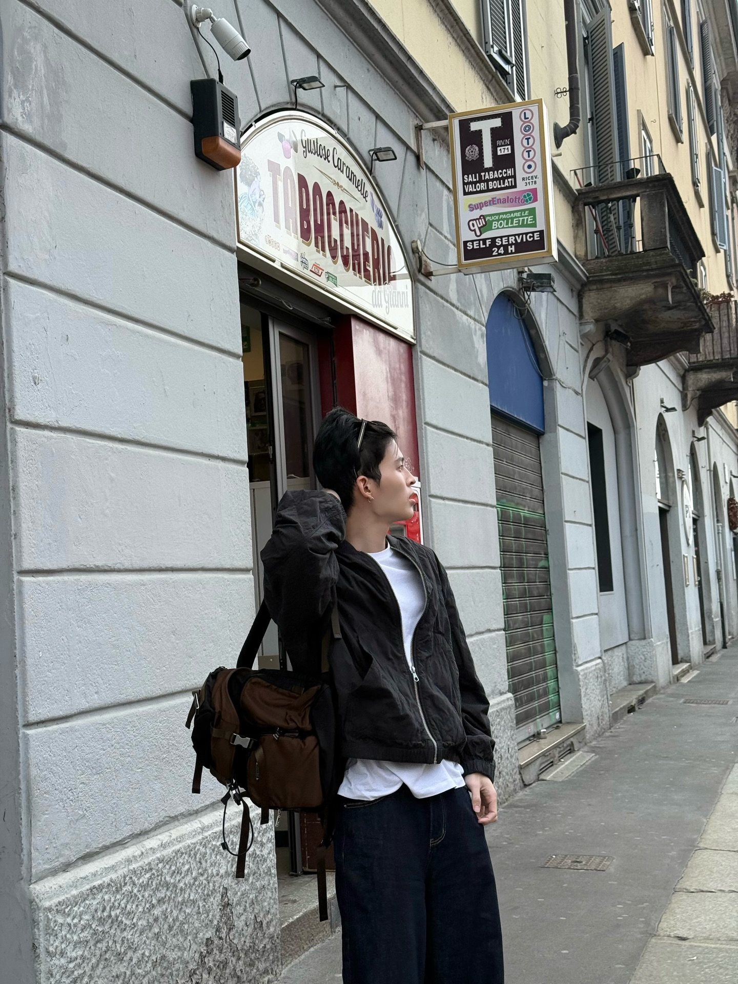 ปอนด์ - ณราวิชญ์ เลิศรัตน์โกสุมภ์