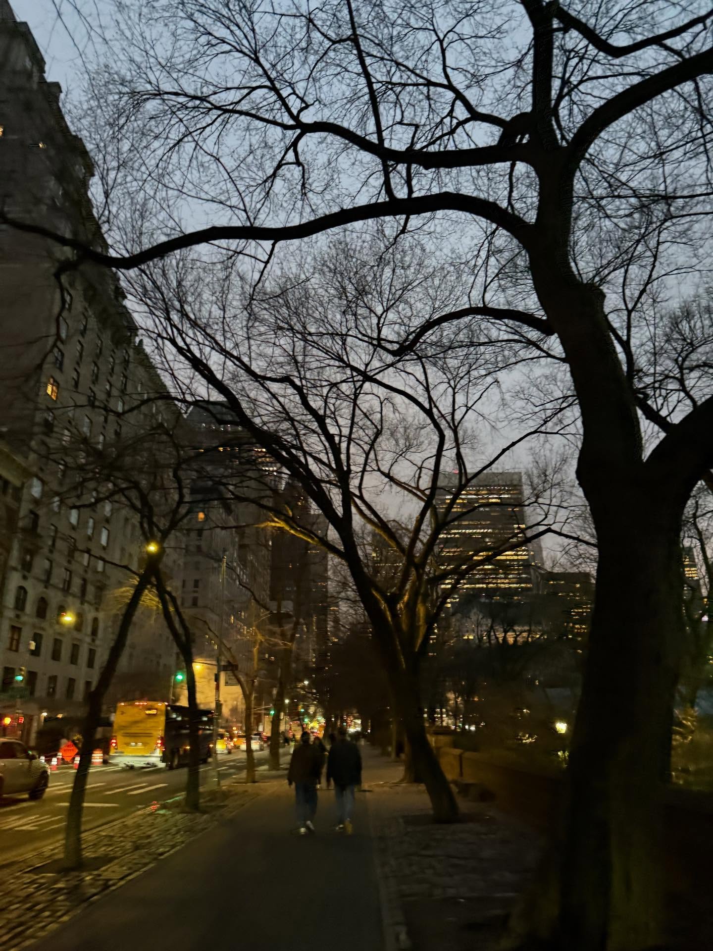 ปอนด์ - ณราวิชญ์ เลิศรัตน์โกสุมภ์