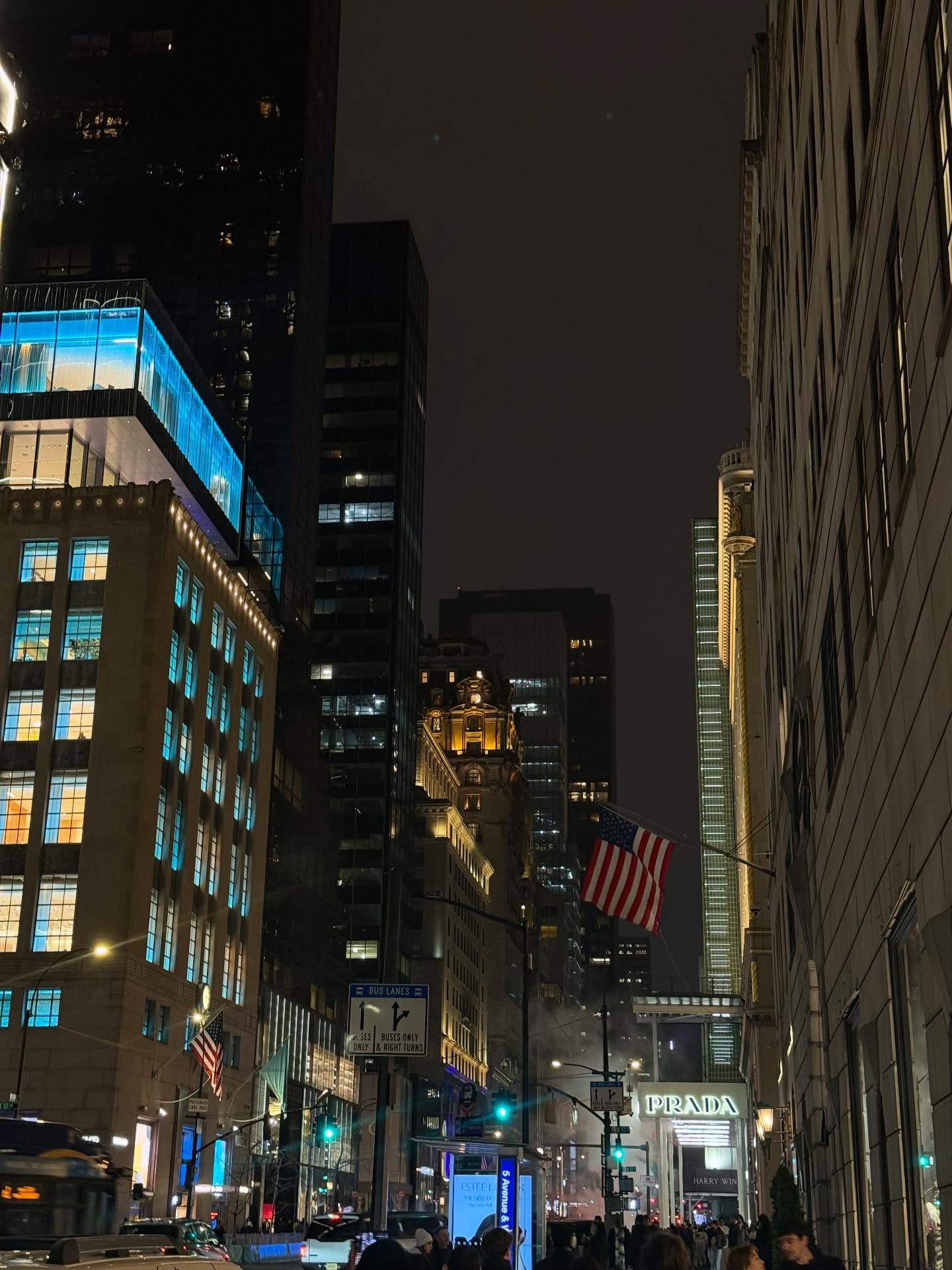 ปอนด์ - ณราวิชญ์ เลิศรัตน์โกสุมภ์