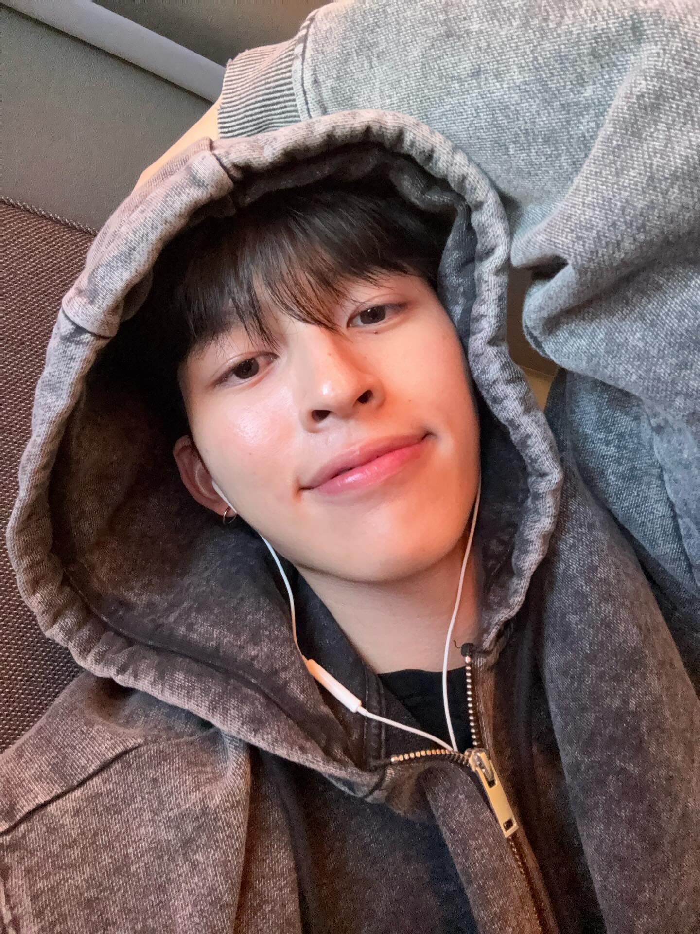 ปอนด์ - ณราวิชญ์ เลิศรัตน์โกสุมภ์