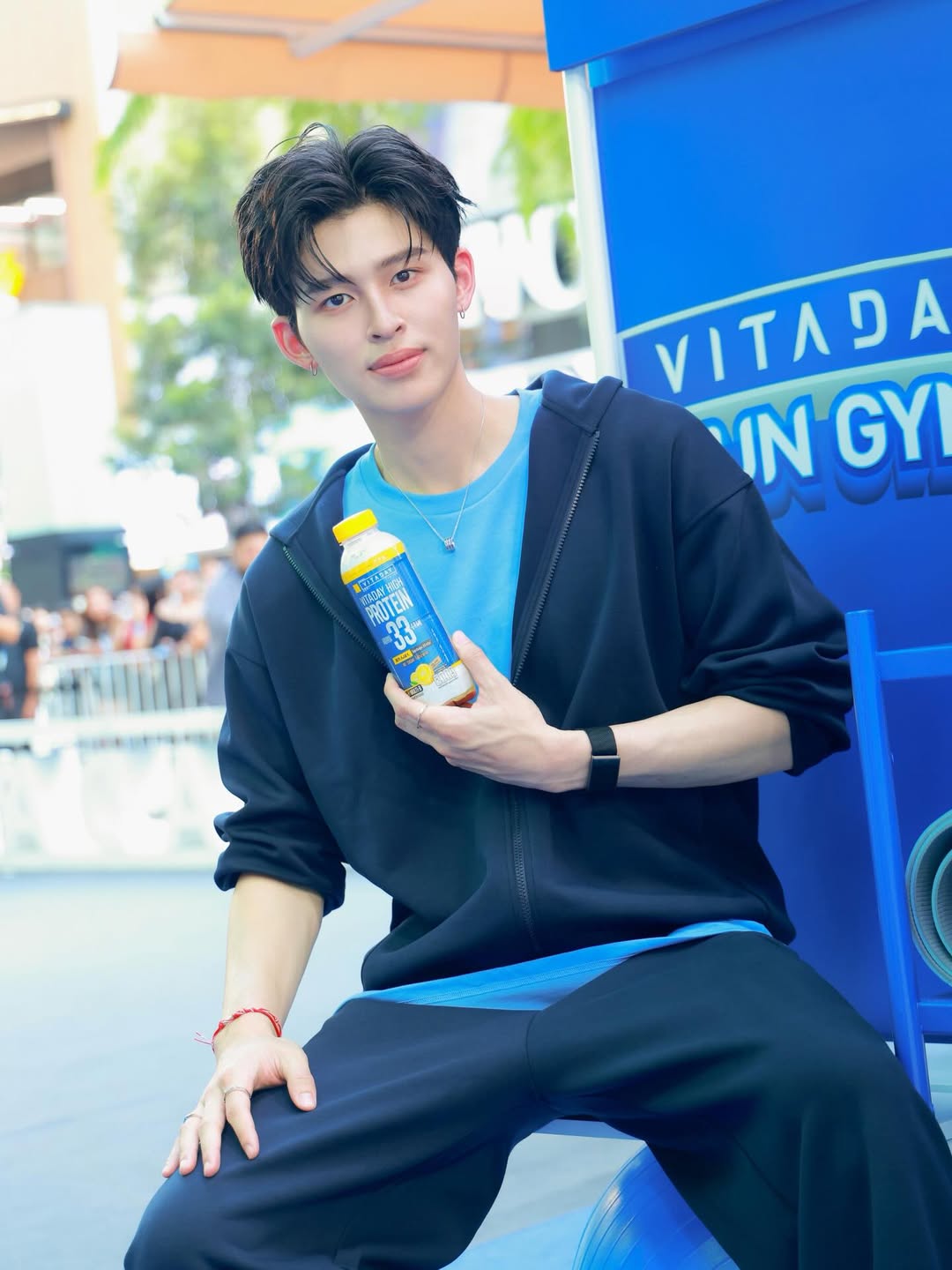 ปอนด์ - ณราวิชญ์ เลิศรัตน์โกสุมภ์