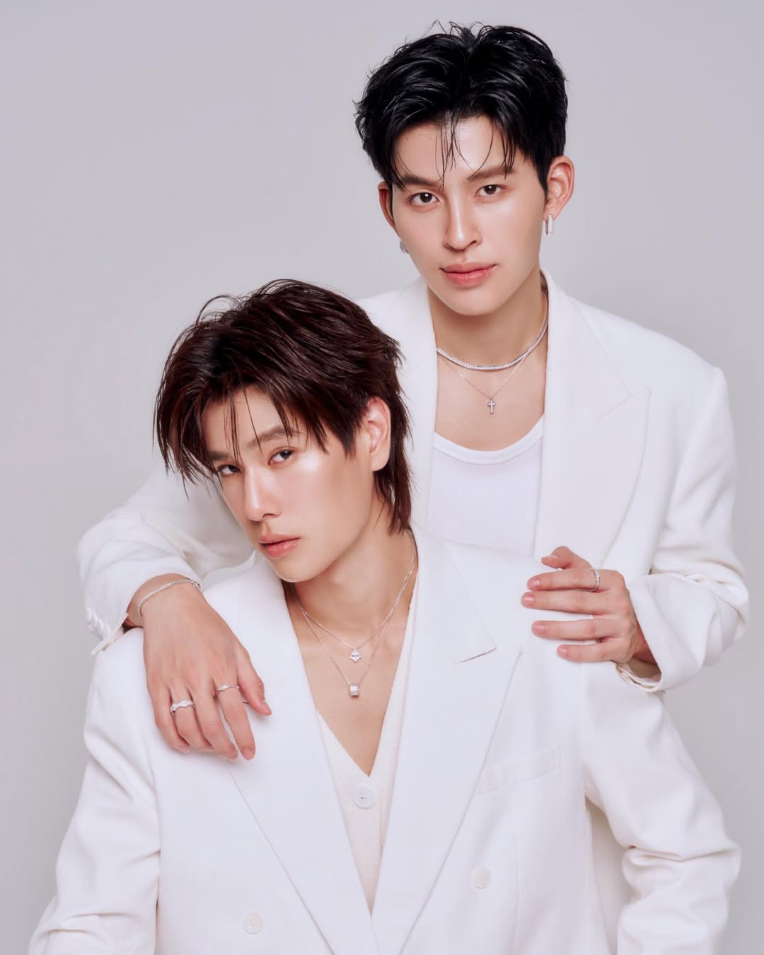 ปอนด์ - ณราวิชญ์ เลิศรัตน์โกสุมภ์