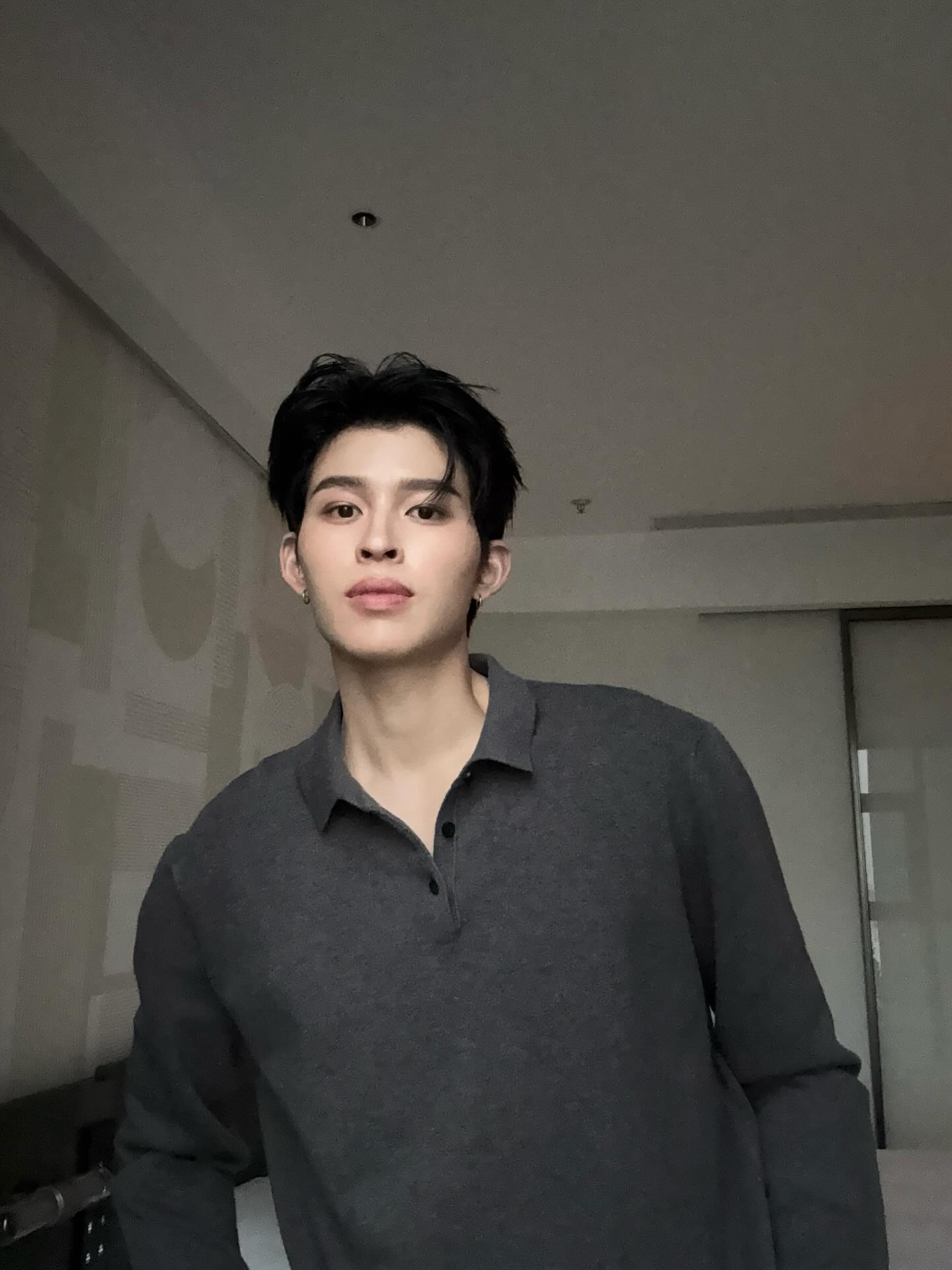 ปอนด์ - ณราวิชญ์ เลิศรัตน์โกสุมภ์