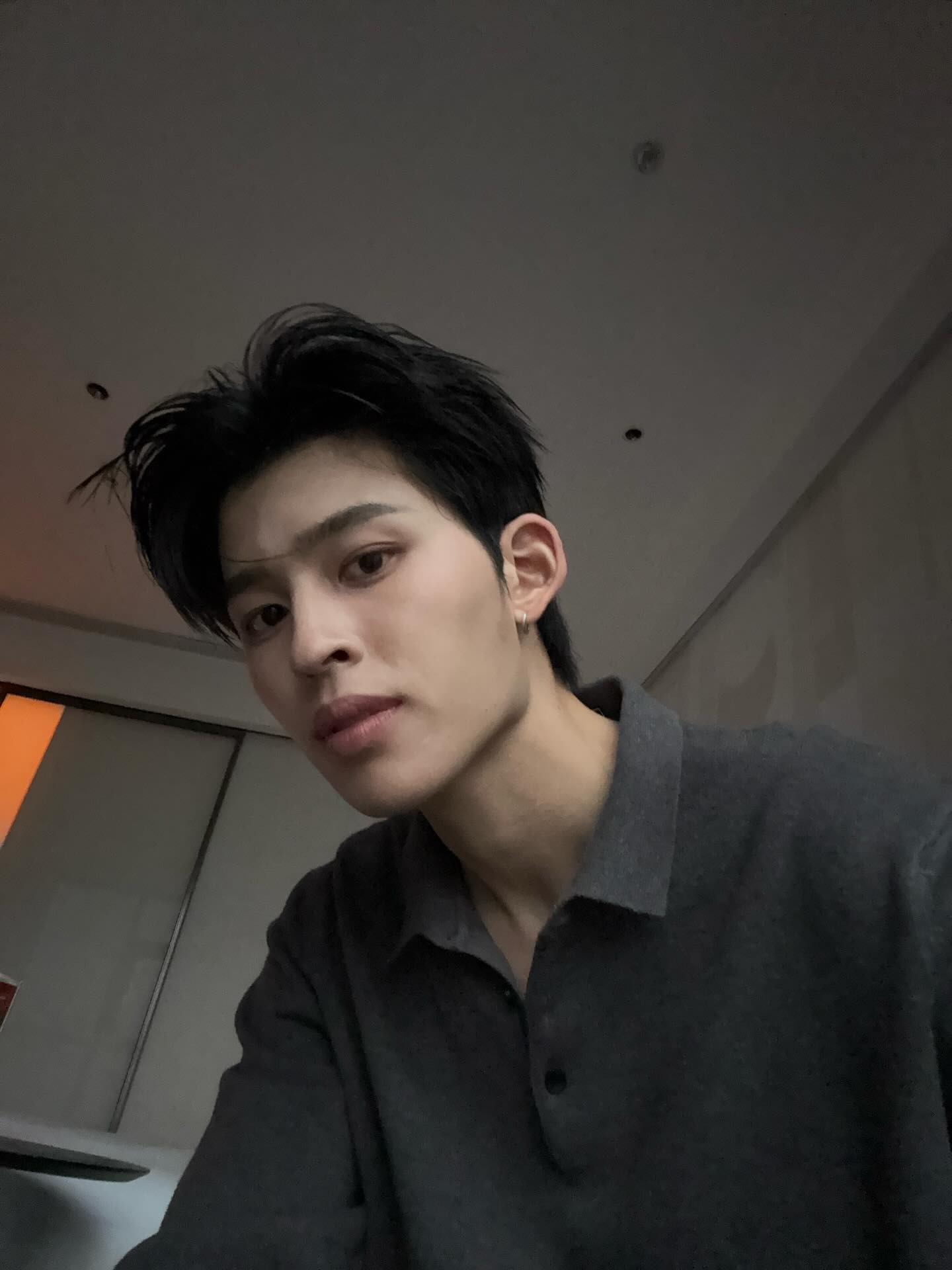 ปอนด์ - ณราวิชญ์ เลิศรัตน์โกสุมภ์