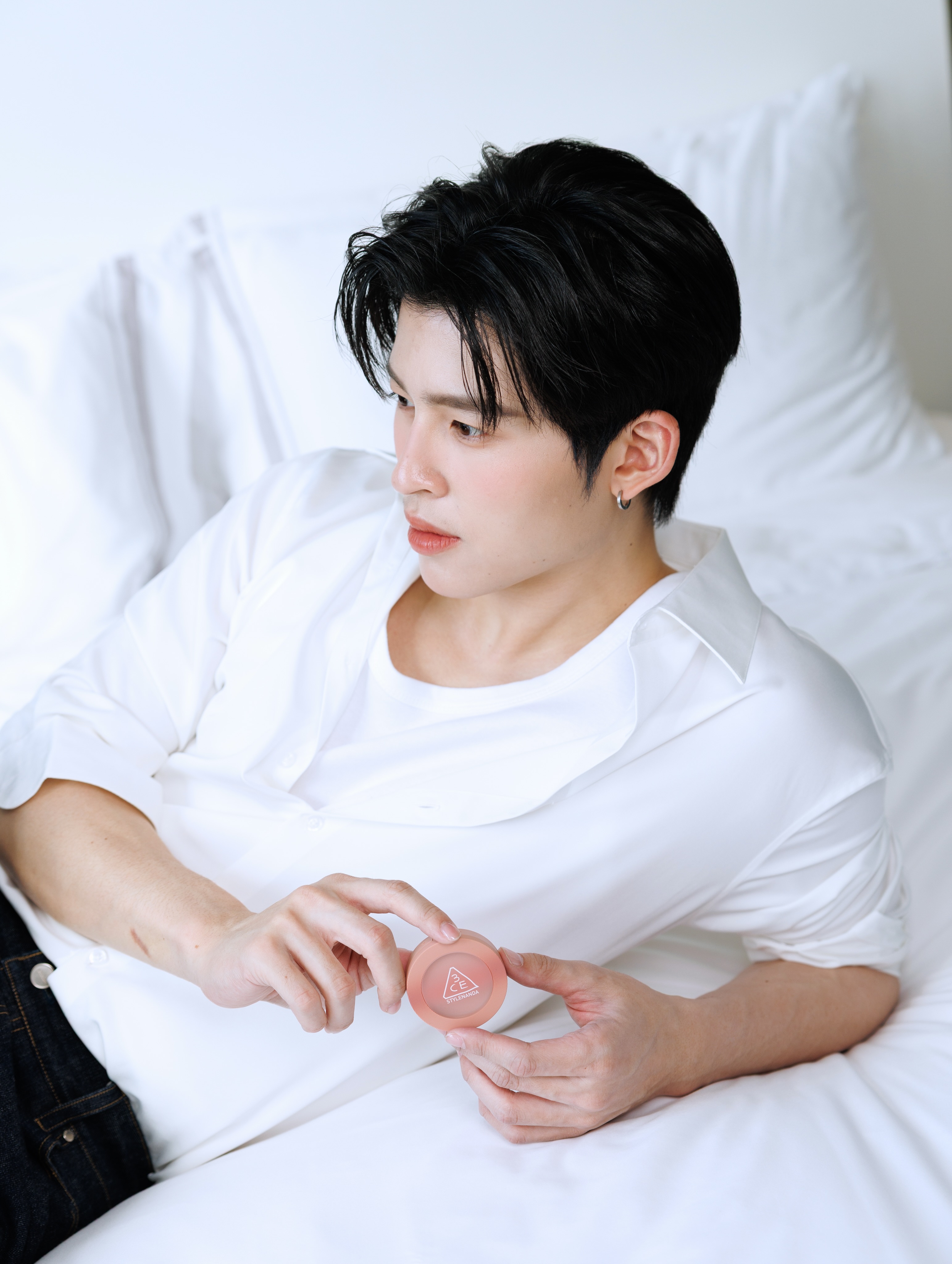 ปอนด์ - ณราวิชญ์ เลิศรัตน์โกสุมภ์