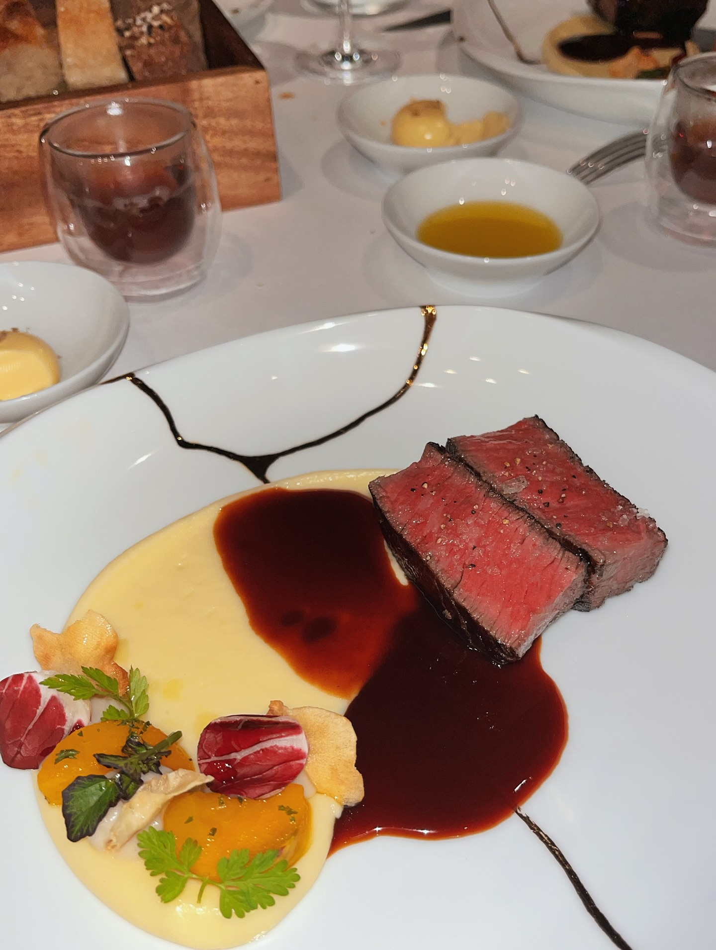 ขุน - ชานนท์ อักขระชาตะ