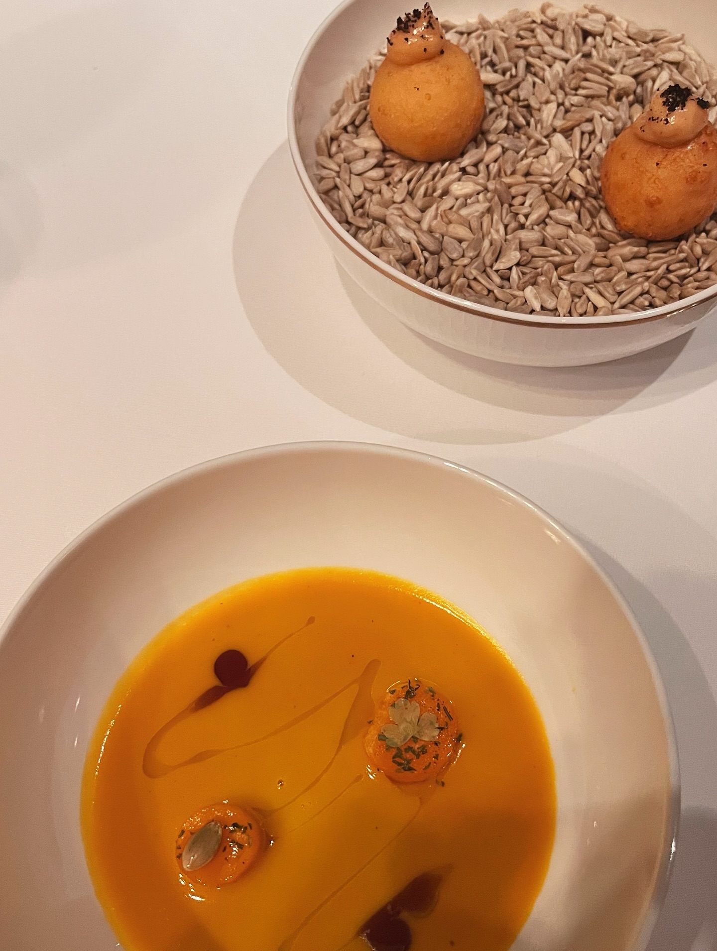 ขุน - ชานนท์ อักขระชาตะ