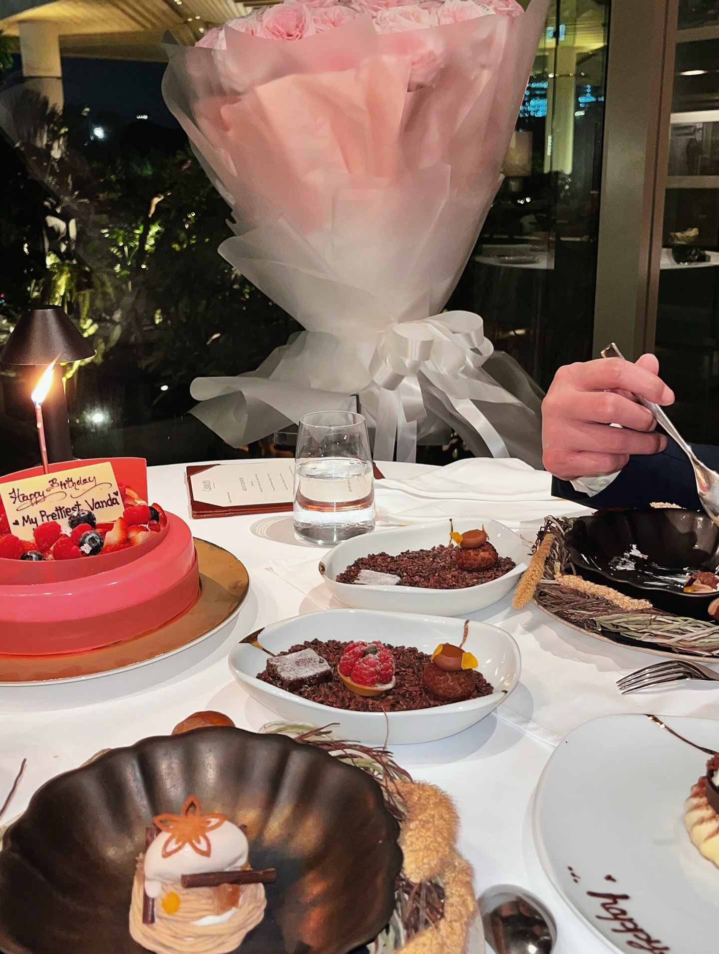 ขุน - ชานนท์ อักขระชาตะ