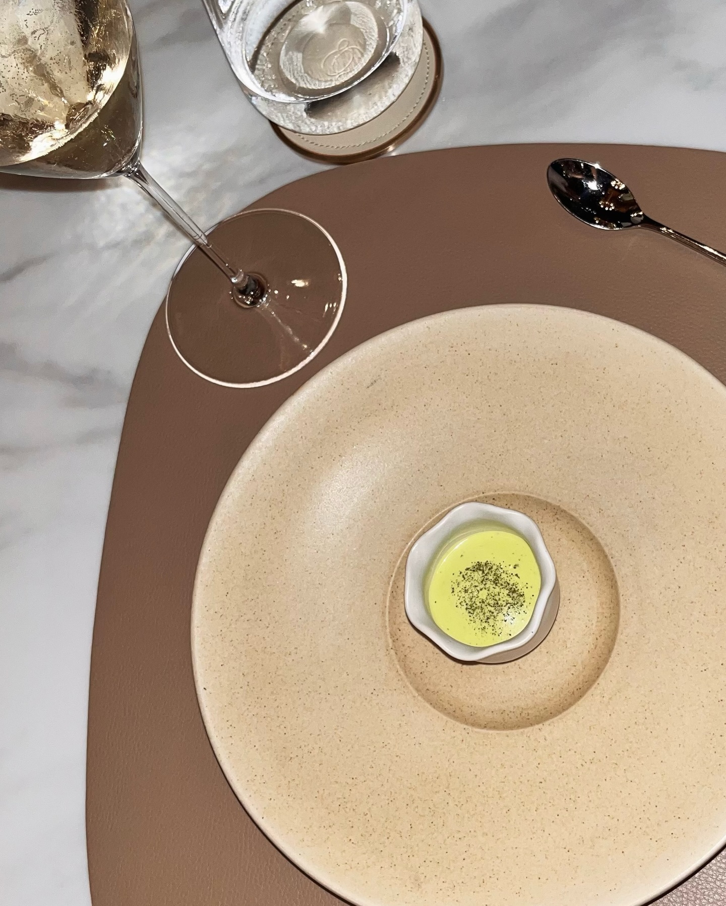 ขุน - ชานนท์ อักขระชาตะ