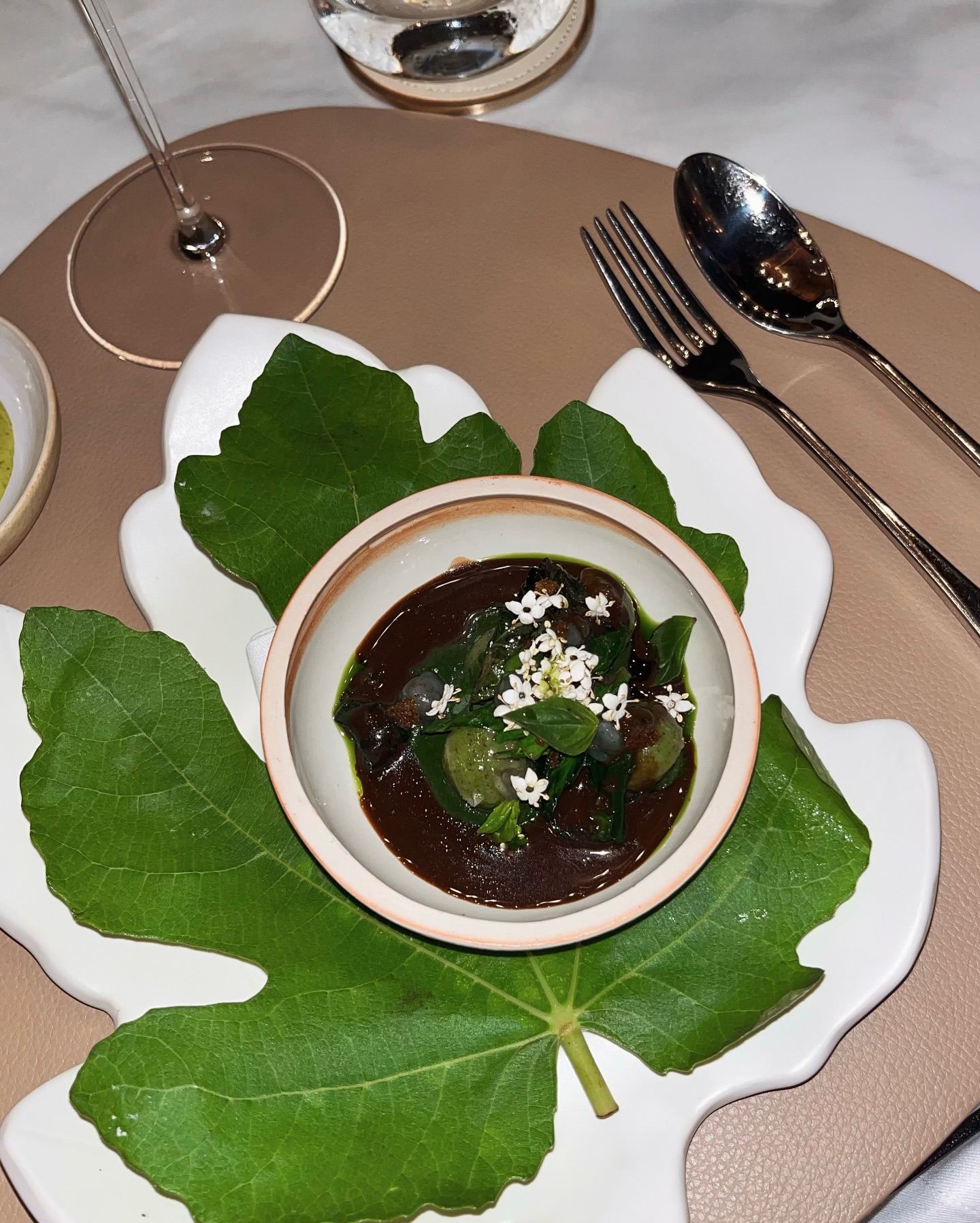 ขุน - ชานนท์ อักขระชาตะ