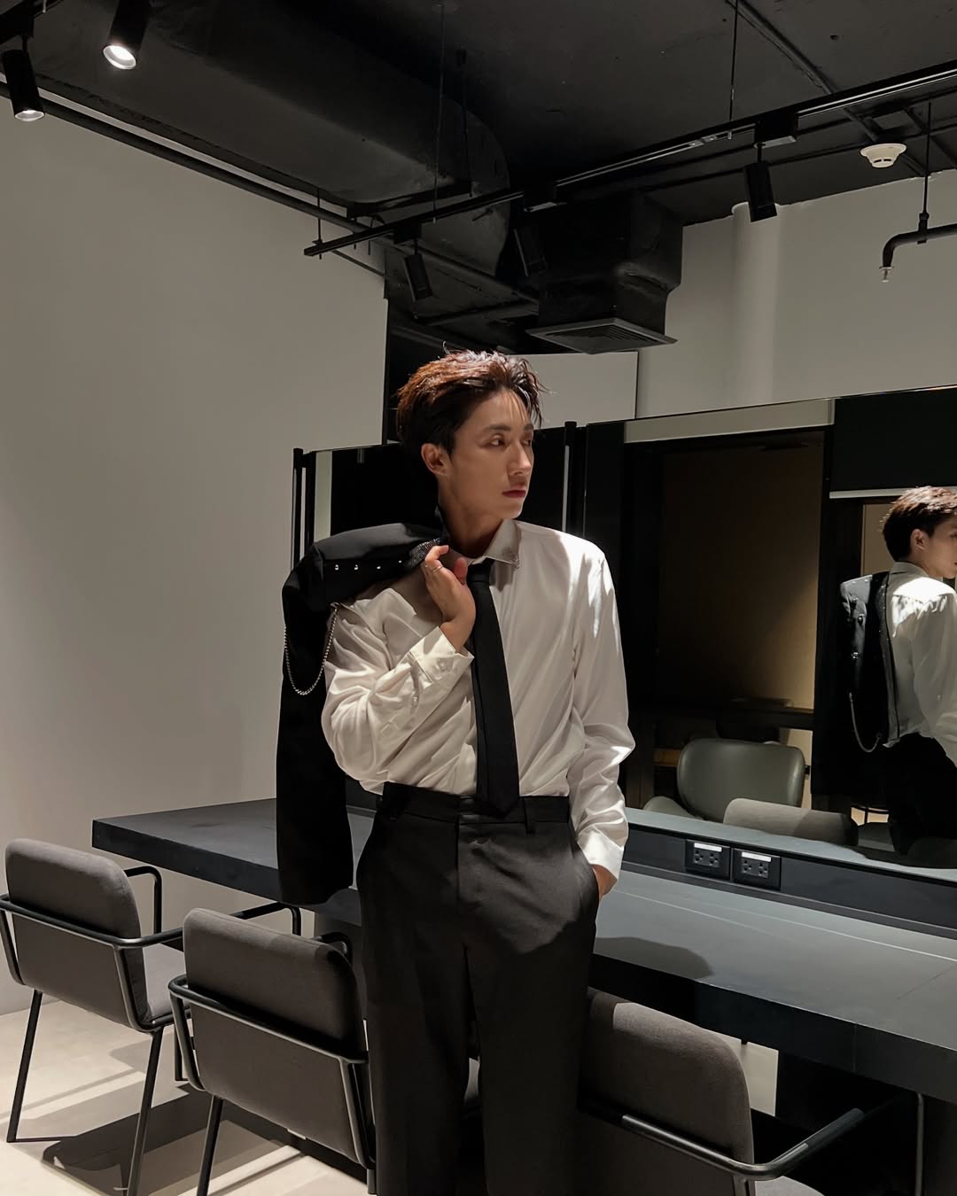 จั๋ง - วิกร บูรณภิญโญ