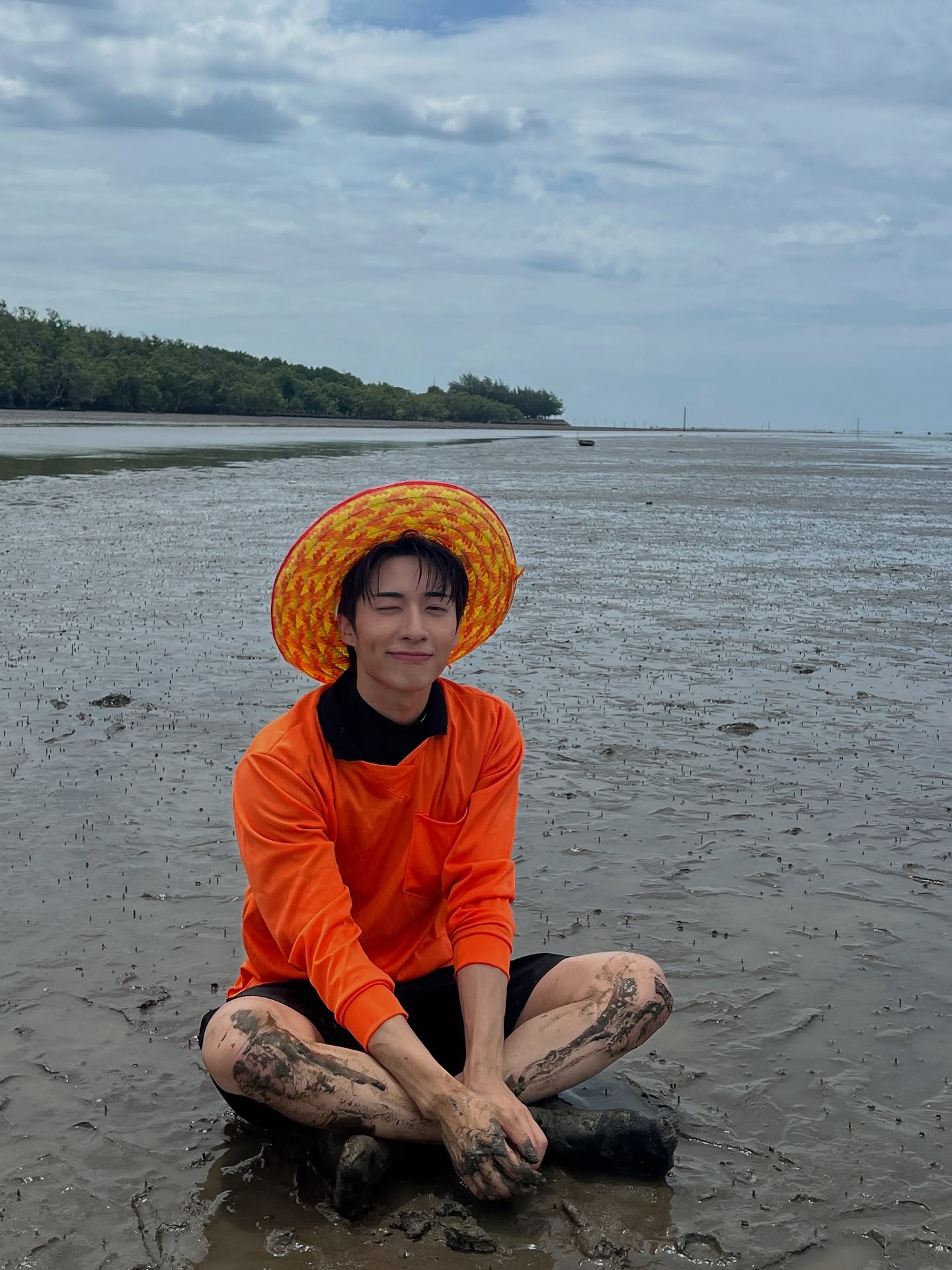 จั๋ง - วิกร บูรณภิญโญ