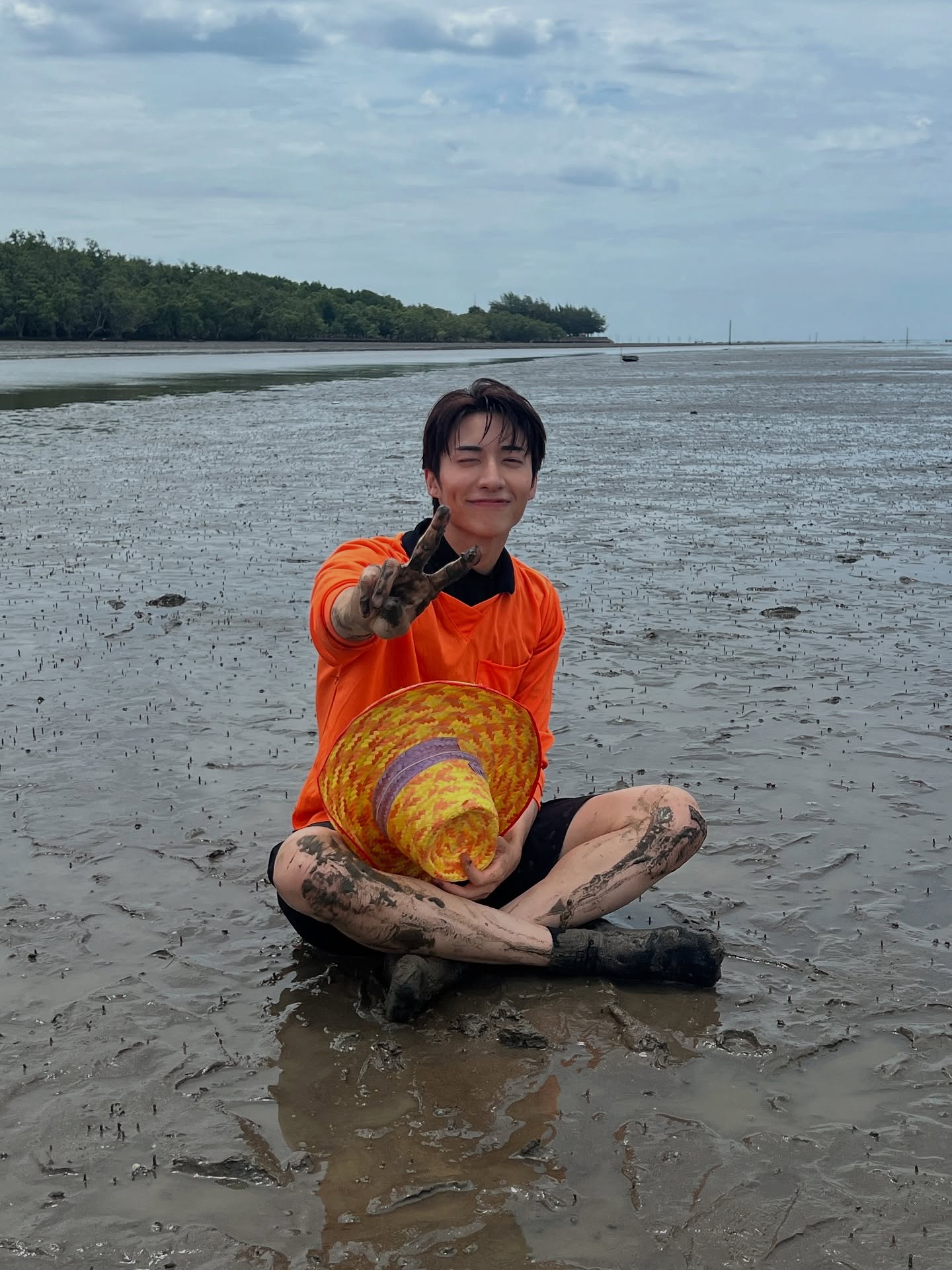 จั๋ง - วิกร บูรณภิญโญ