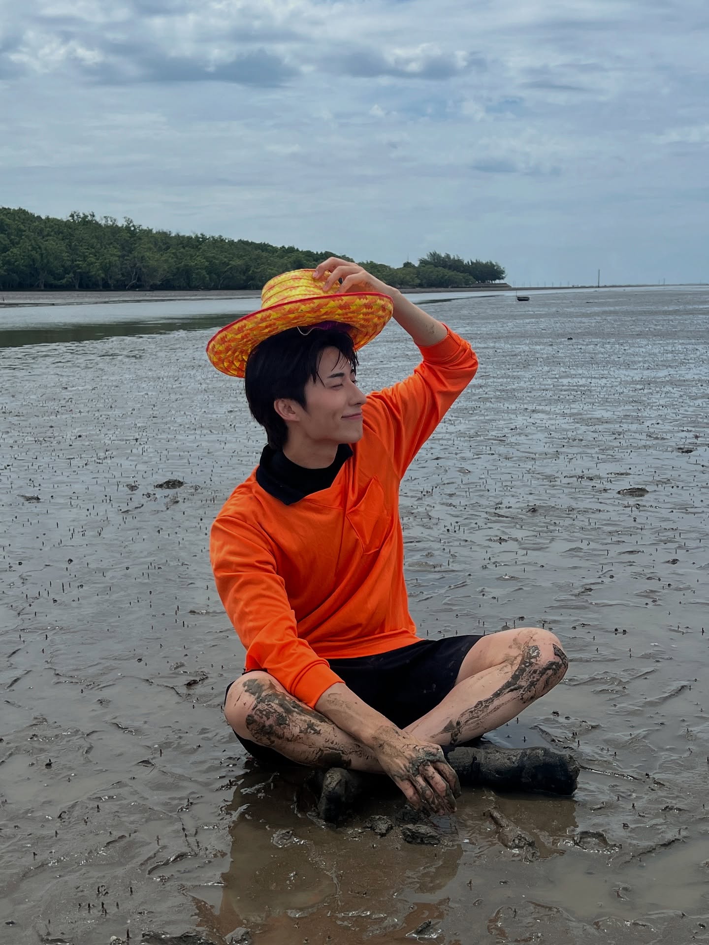 จั๋ง - วิกร บูรณภิญโญ