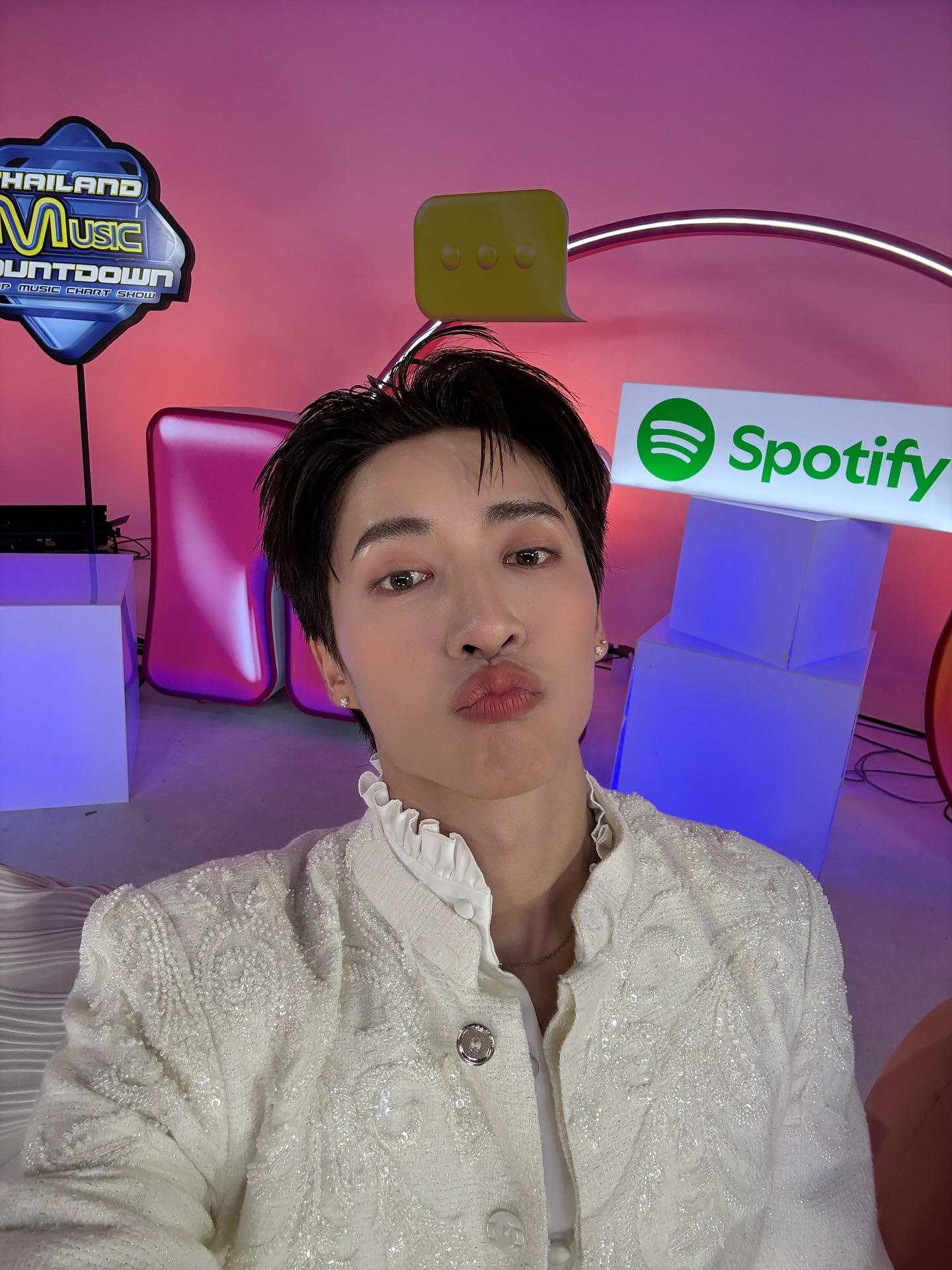 จั๋ง - วิกร บูรณภิญโญ