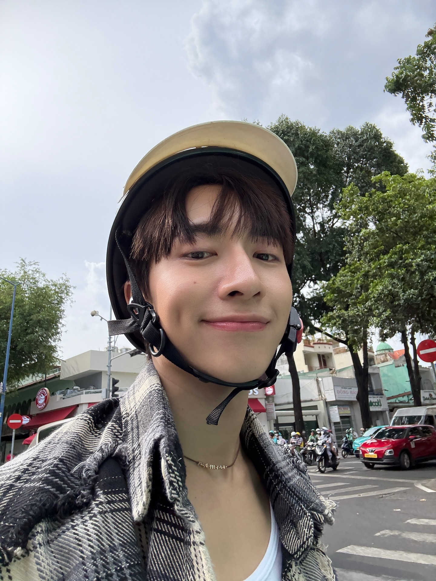 จั๋ง - วิกร บูรณภิญโญ