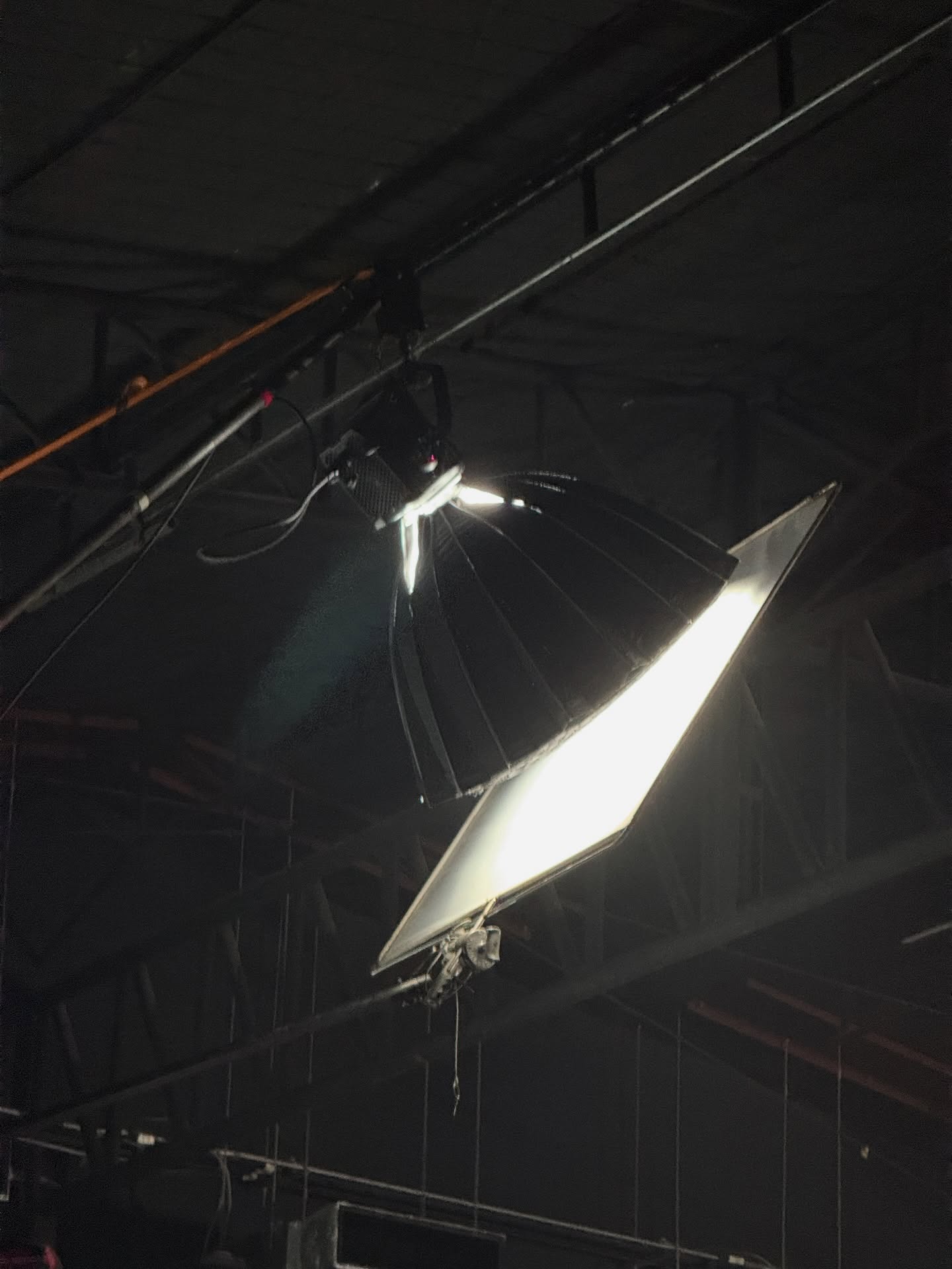 จั๋ง - วิกร บูรณภิญโญ