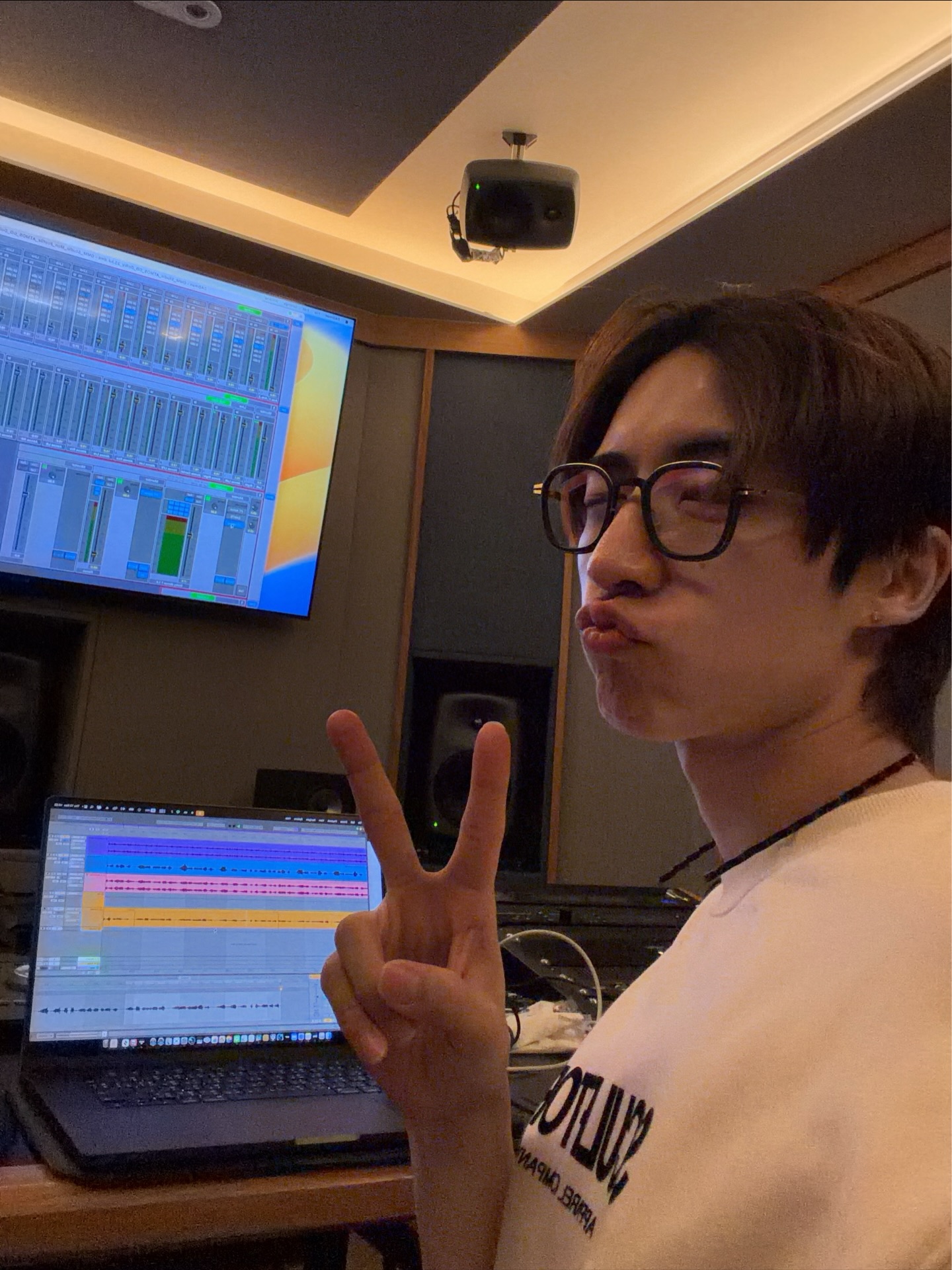 จั๋ง - วิกร บูรณภิญโญ