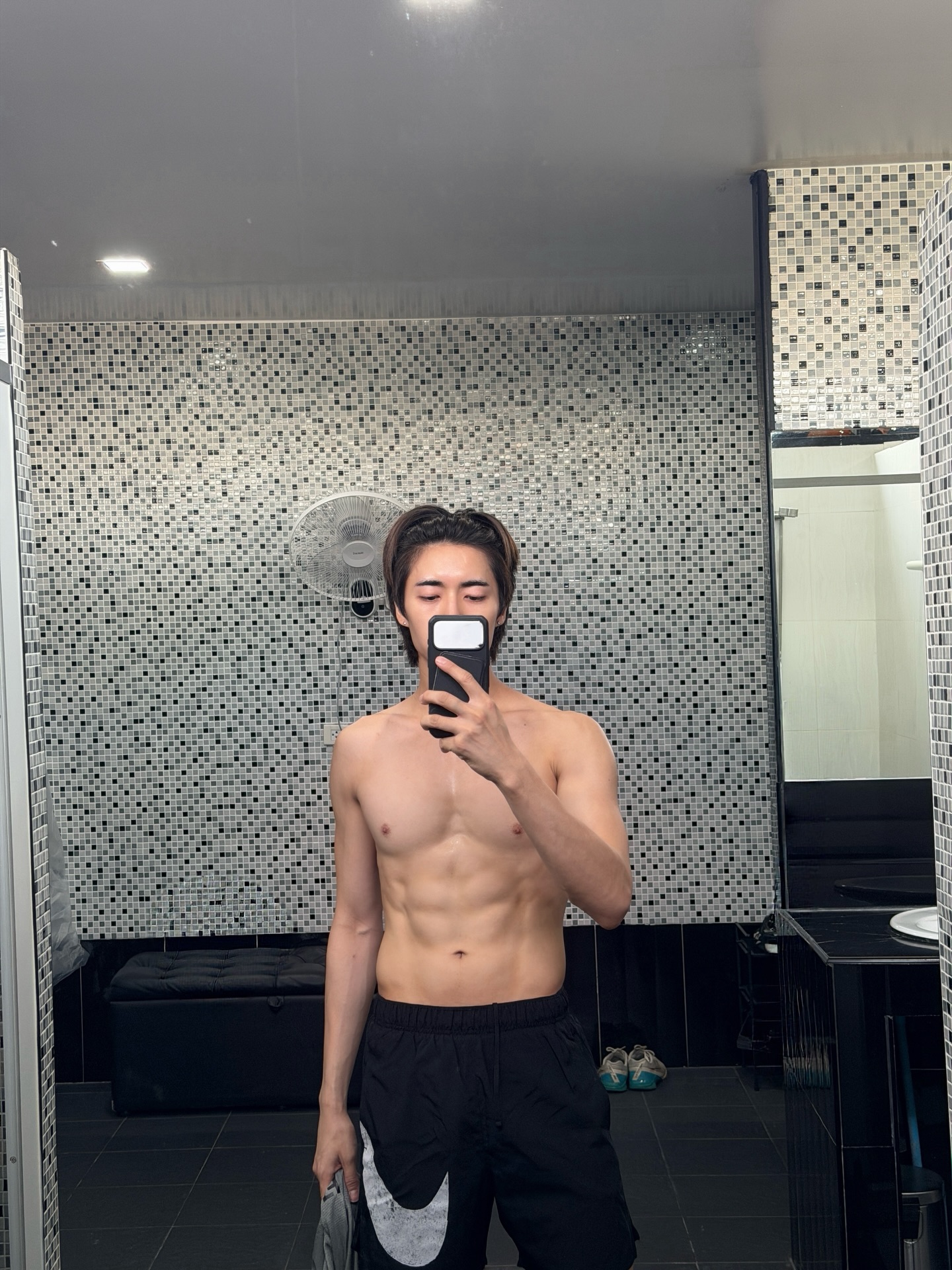 จั๋ง - วิกร บูรณภิญโญ