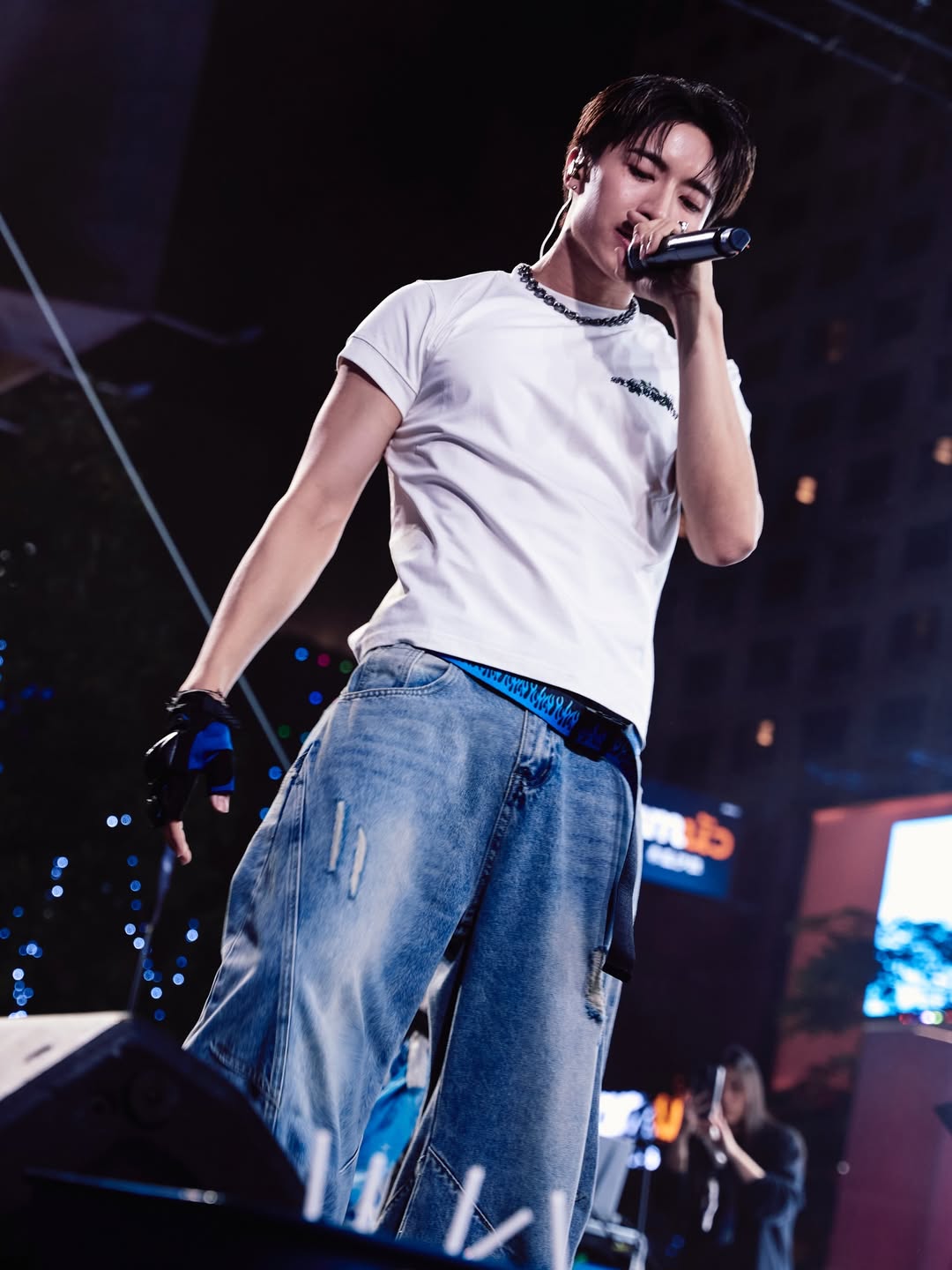 จั๋ง - วิกร บูรณภิญโญ