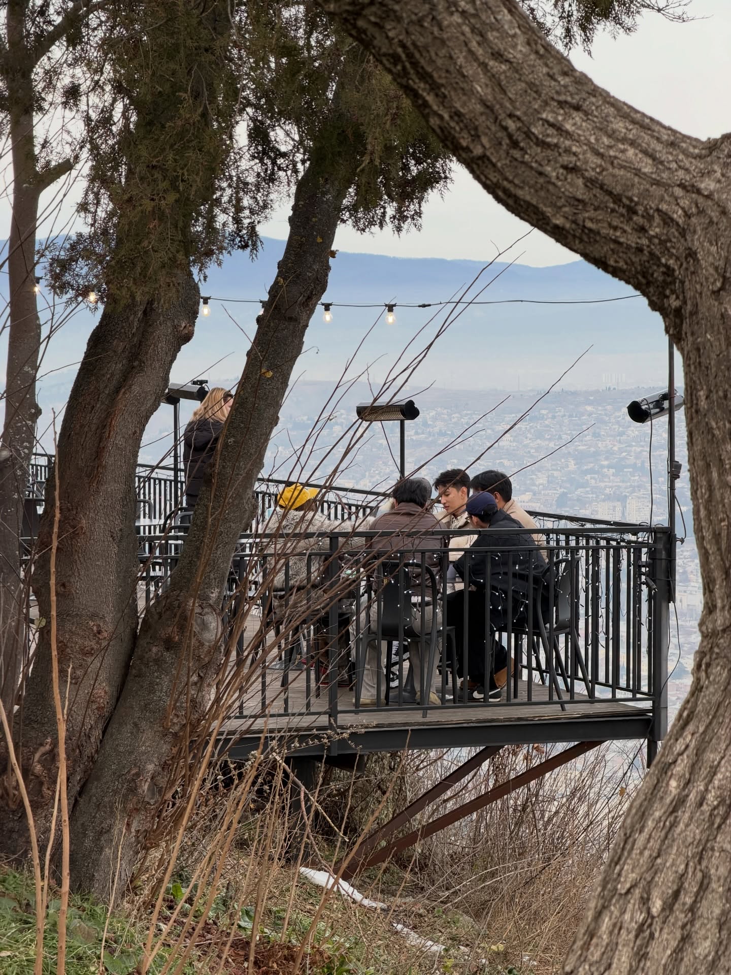 จั๋ง - วิกร บูรณภิญโญ