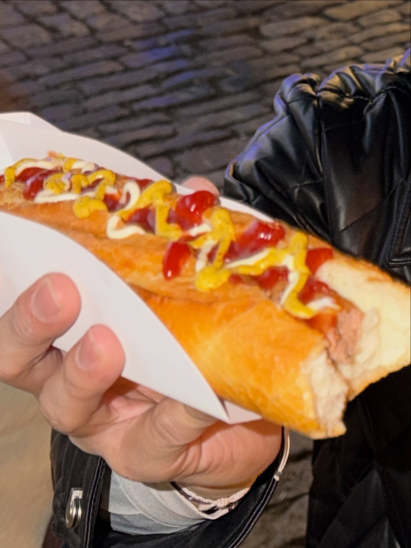 จั๋ง - วิกร บูรณภิญโญ