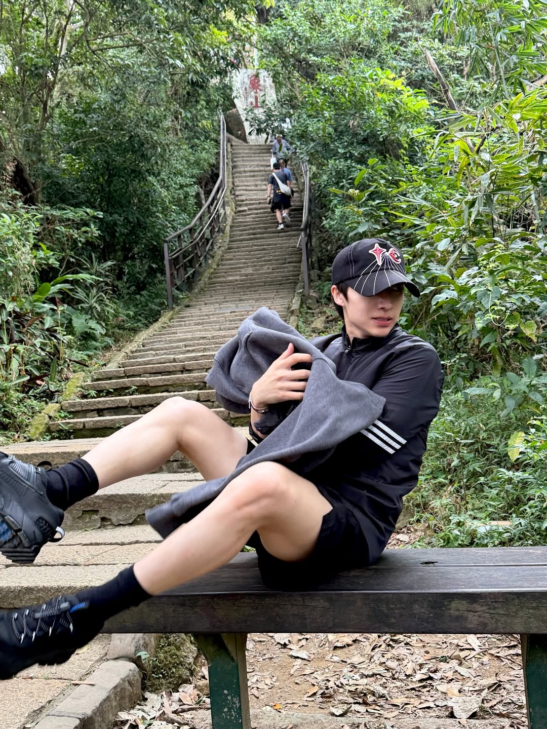 จั๋ง - วิกร บูรณภิญโญ