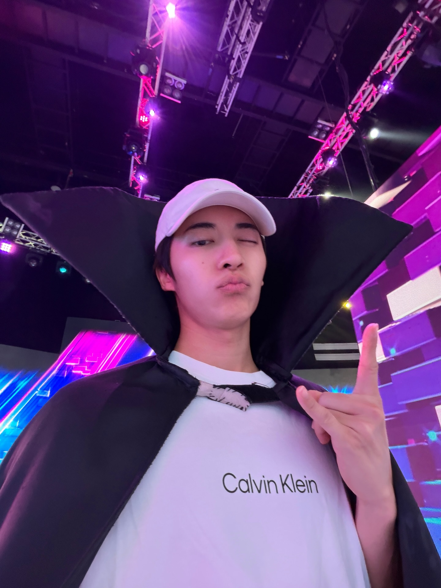 จั๋ง - วิกร บูรณภิญโญ