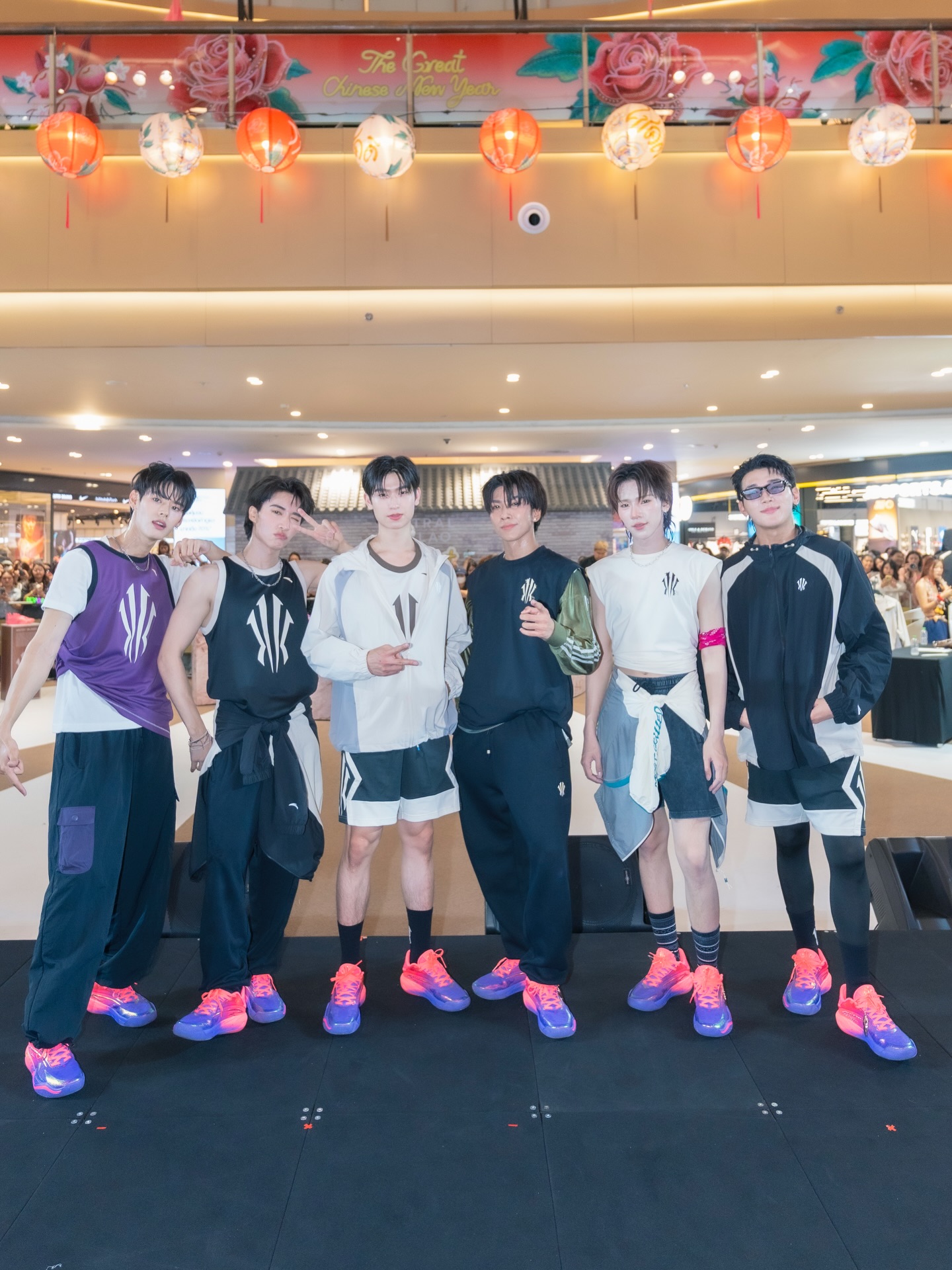 จั๋ง - วิกร บูรณภิญโญ