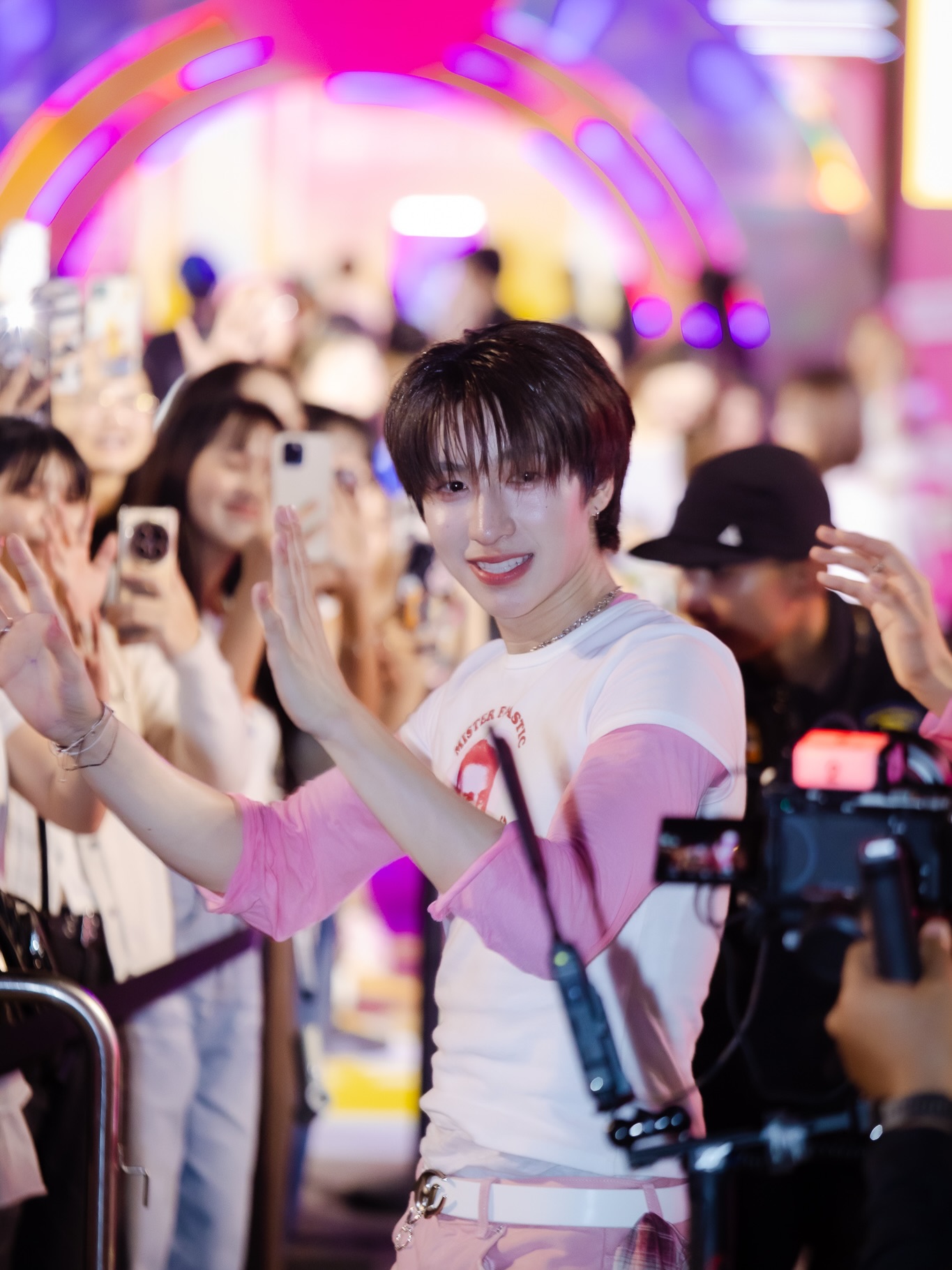 จั๋ง - วิกร บูรณภิญโญ