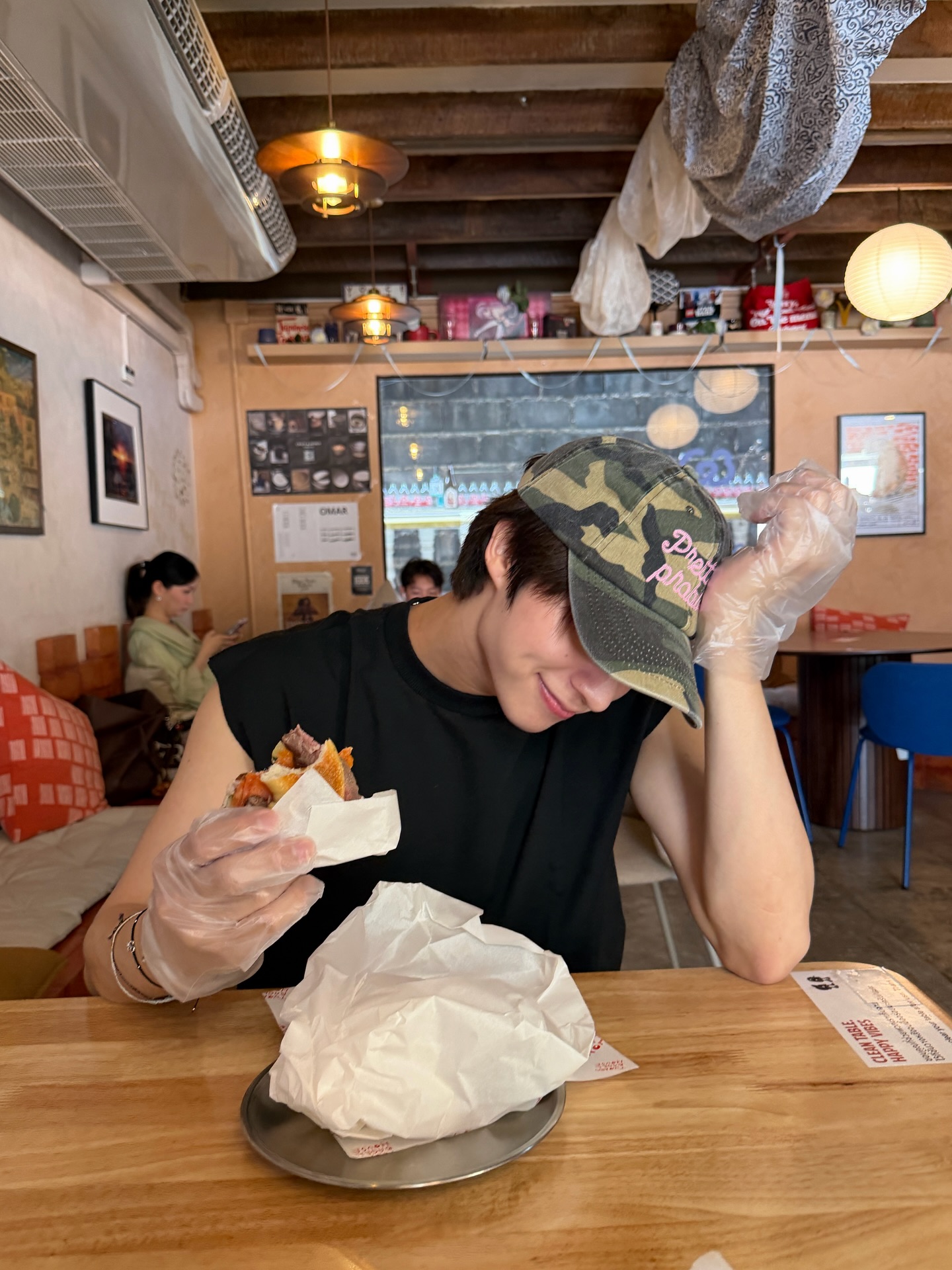 จั๋ง - วิกร บูรณภิญโญ