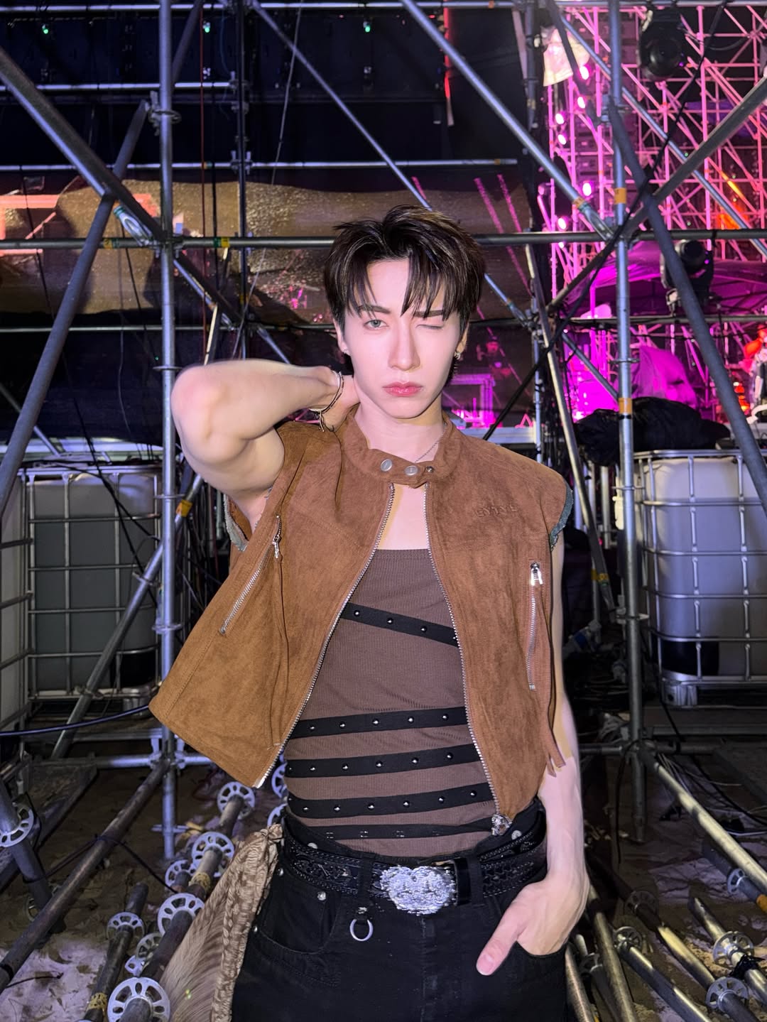 จั๋ง - วิกร บูรณภิญโญ