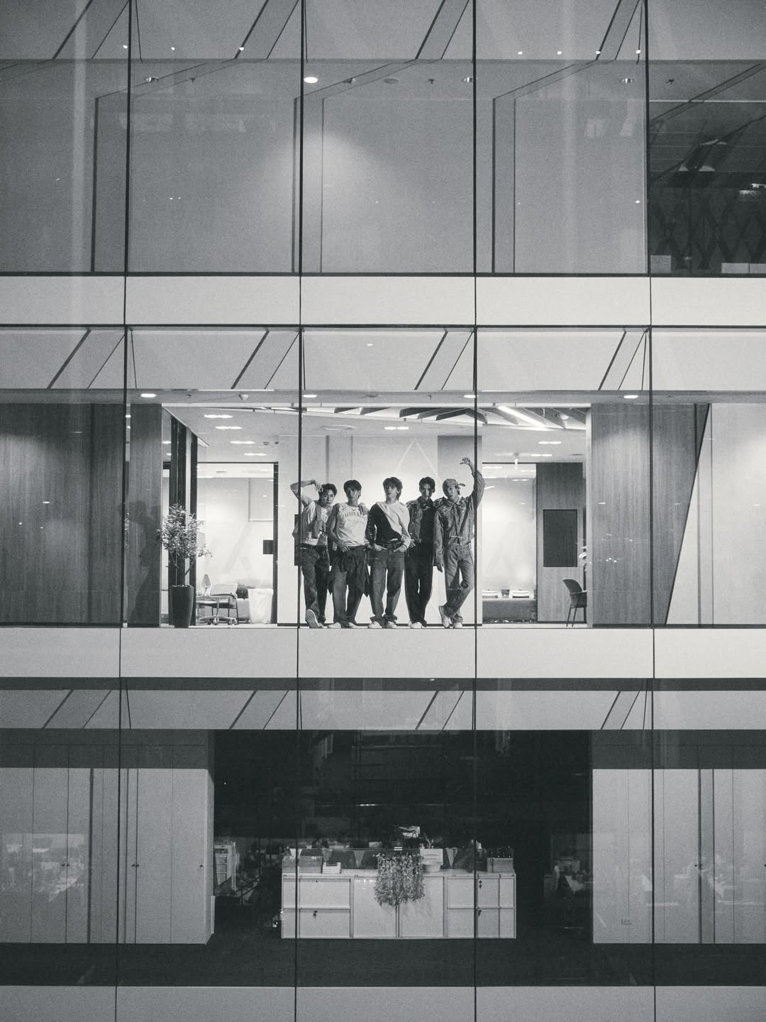 จั๋ง - วิกร บูรณภิญโญ