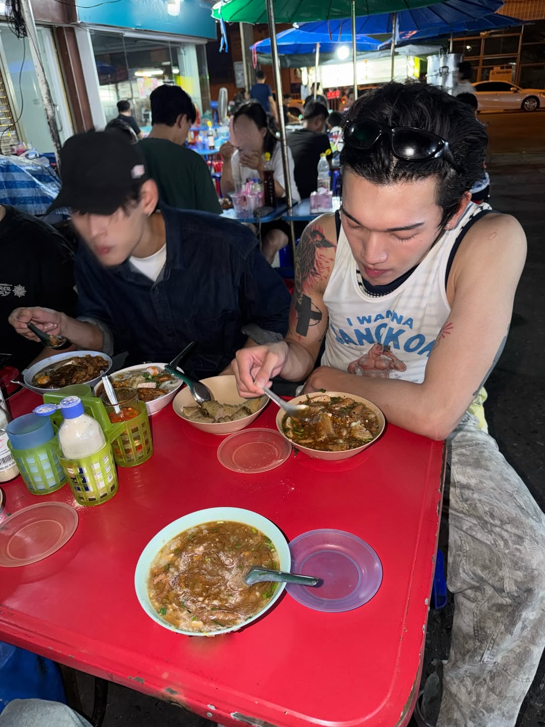 จั๋ง - วิกร บูรณภิญโญ