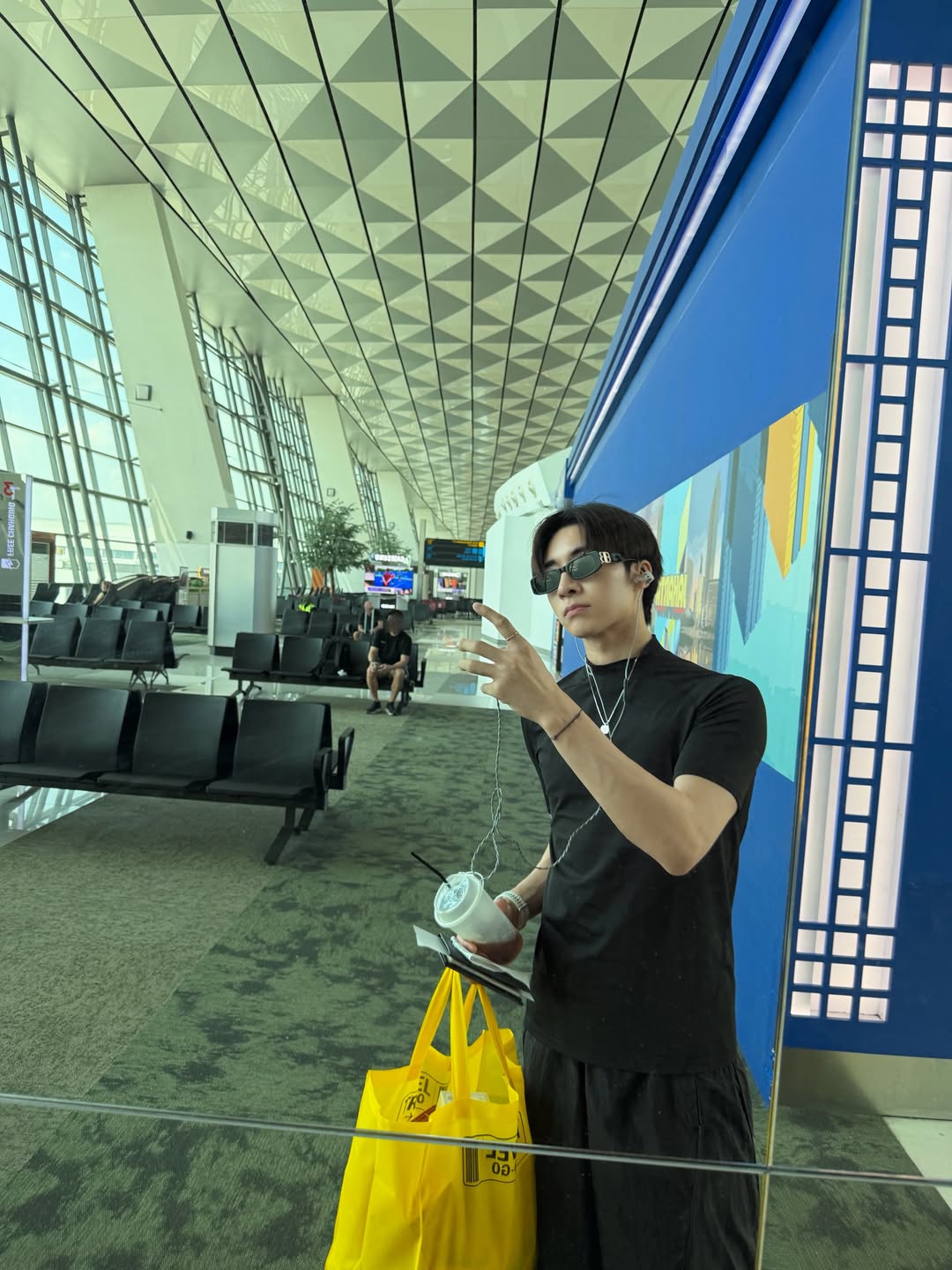 จั๋ง - วิกร บูรณภิญโญ