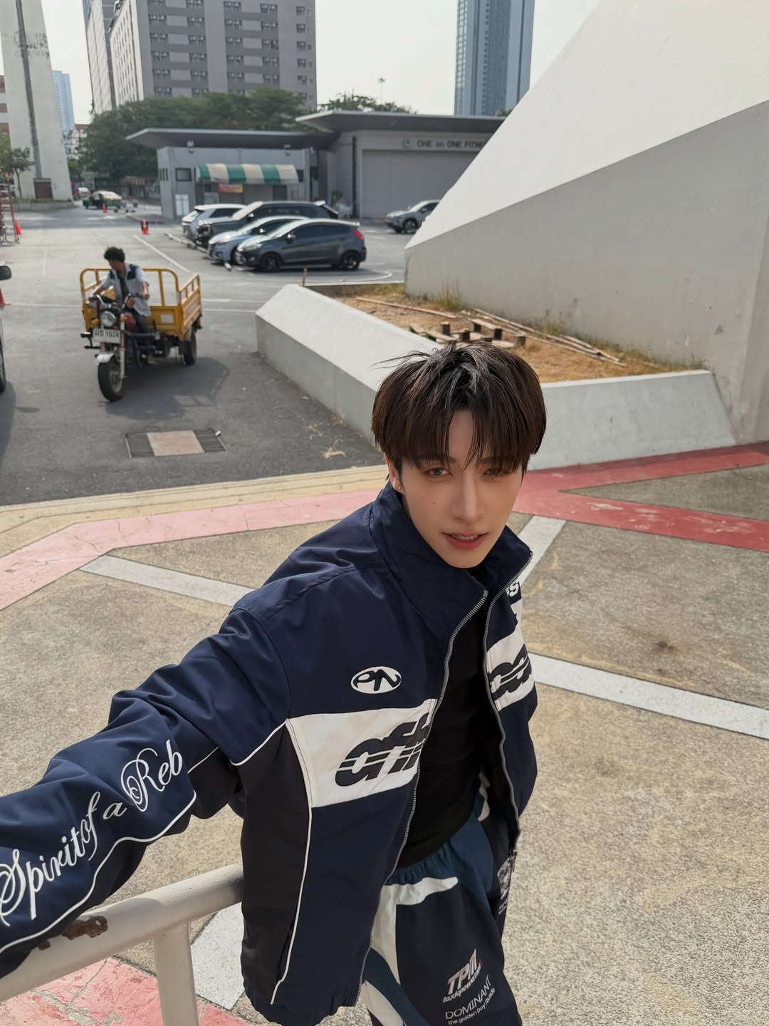 จั๋ง - วิกร บูรณภิญโญ