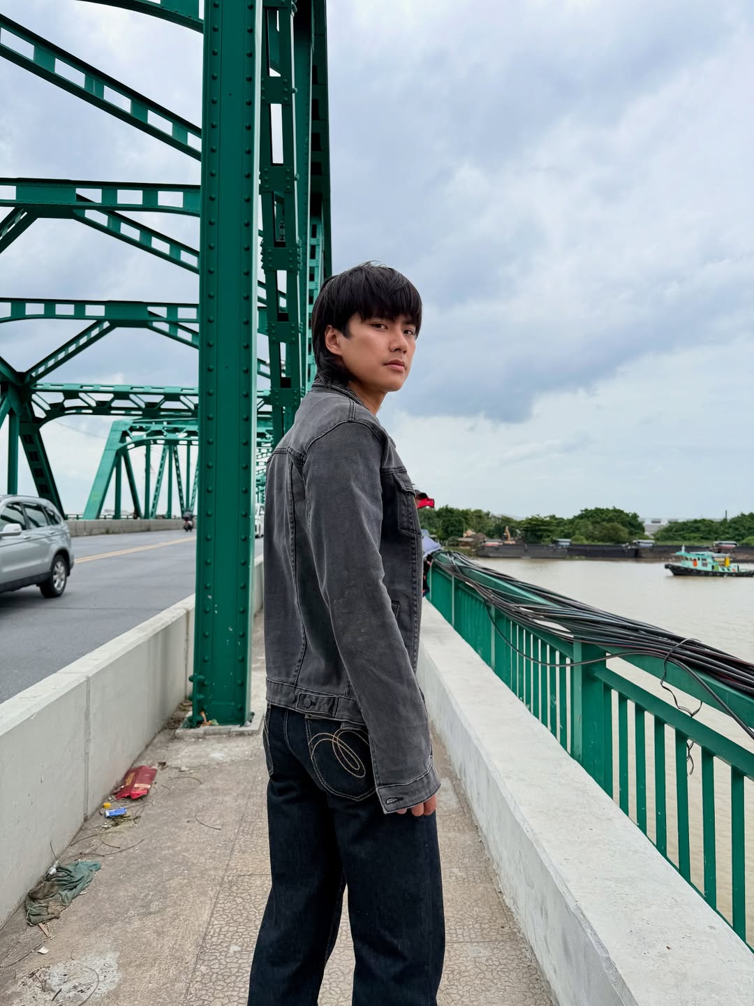 ชิม่อน -  วชิรวิชญ์ เรืองวิวรรธน์