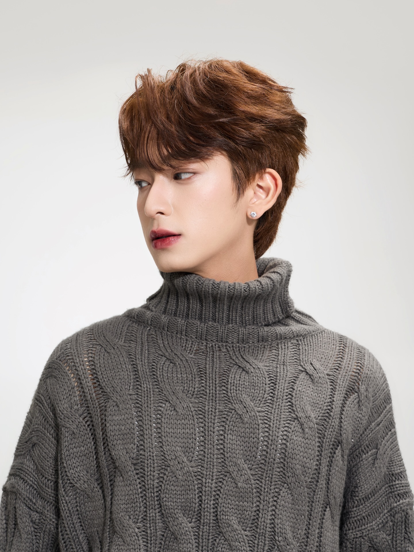 ชิม่อน -  วชิรวิชญ์ เรืองวิวรรธน์