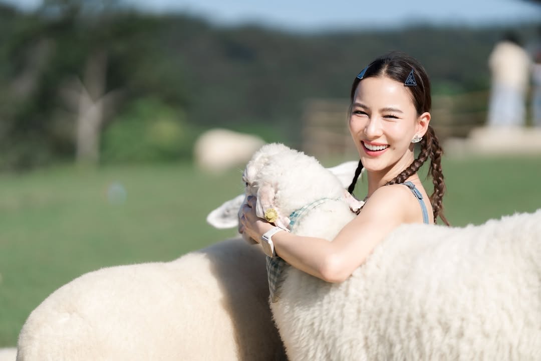 กรีน - อัษฎาพร สิริวัฒน์ธนกุล