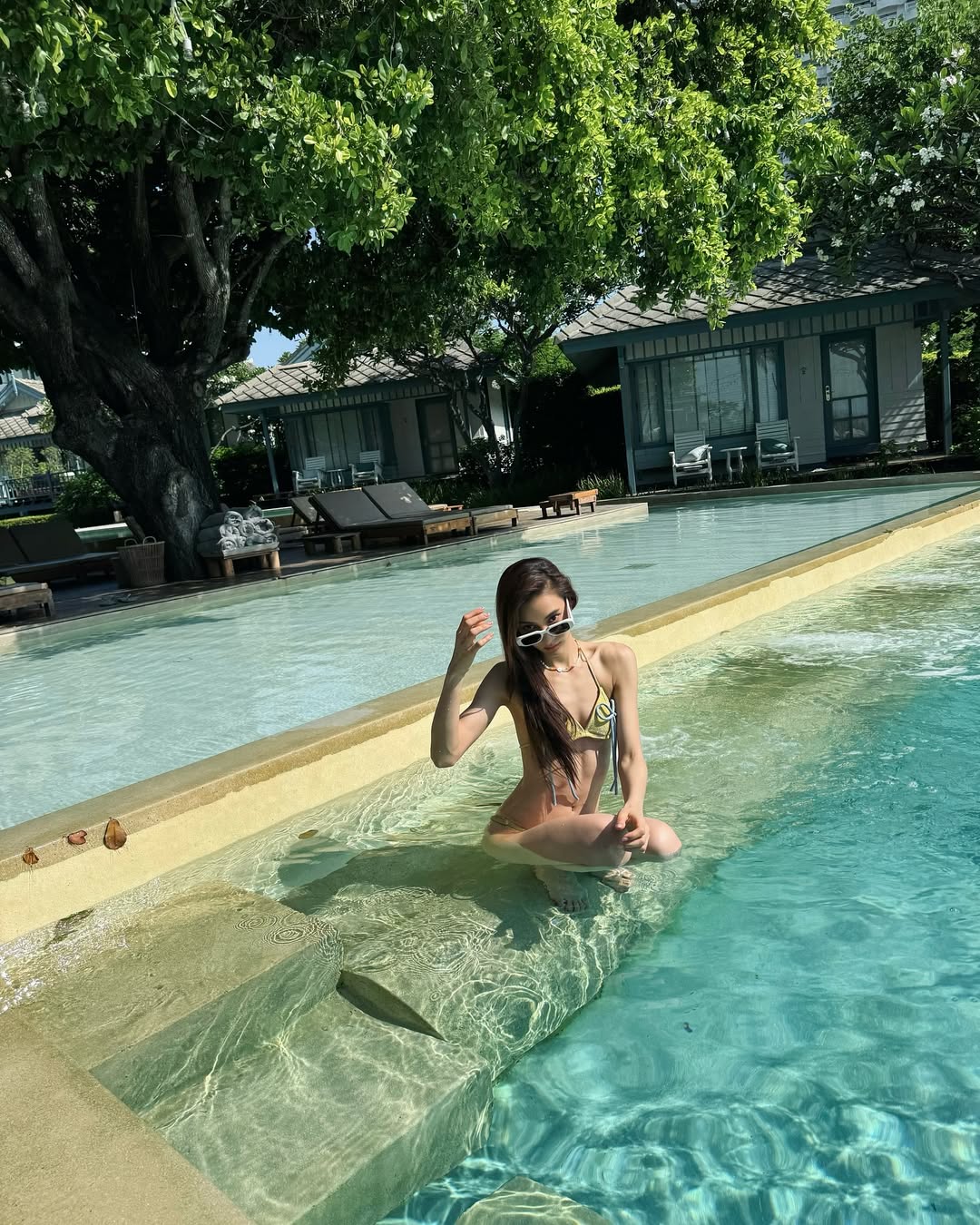 กรีน - อัษฎาพร สิริวัฒน์ธนกุล