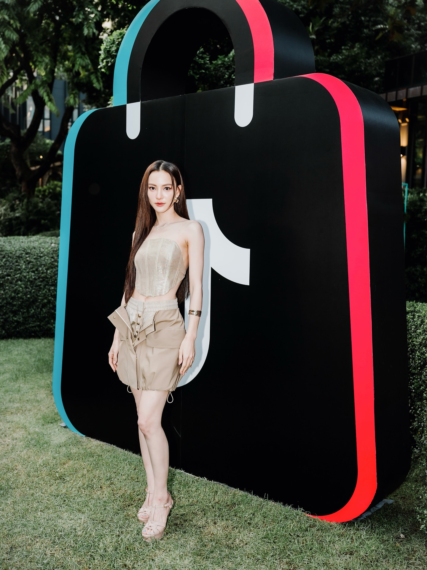 กรีน - อัษฎาพร สิริวัฒน์ธนกุล