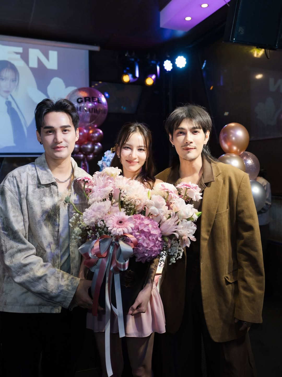 กรีน - อัษฎาพร สิริวัฒน์ธนกุล